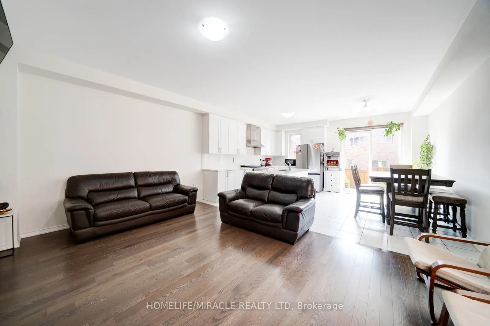 63 Auckland Drive