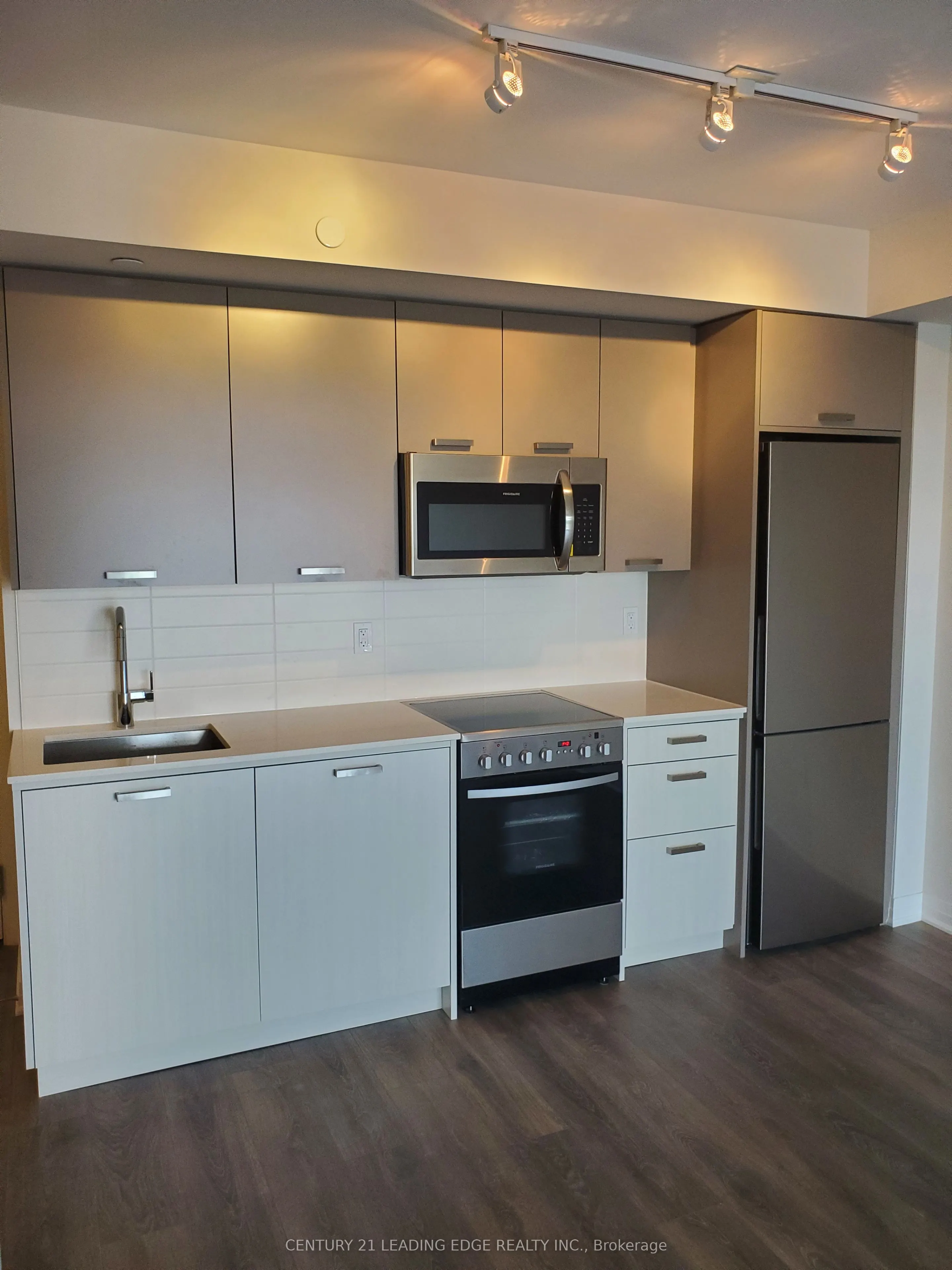 2301 Danforth Avenue, #502