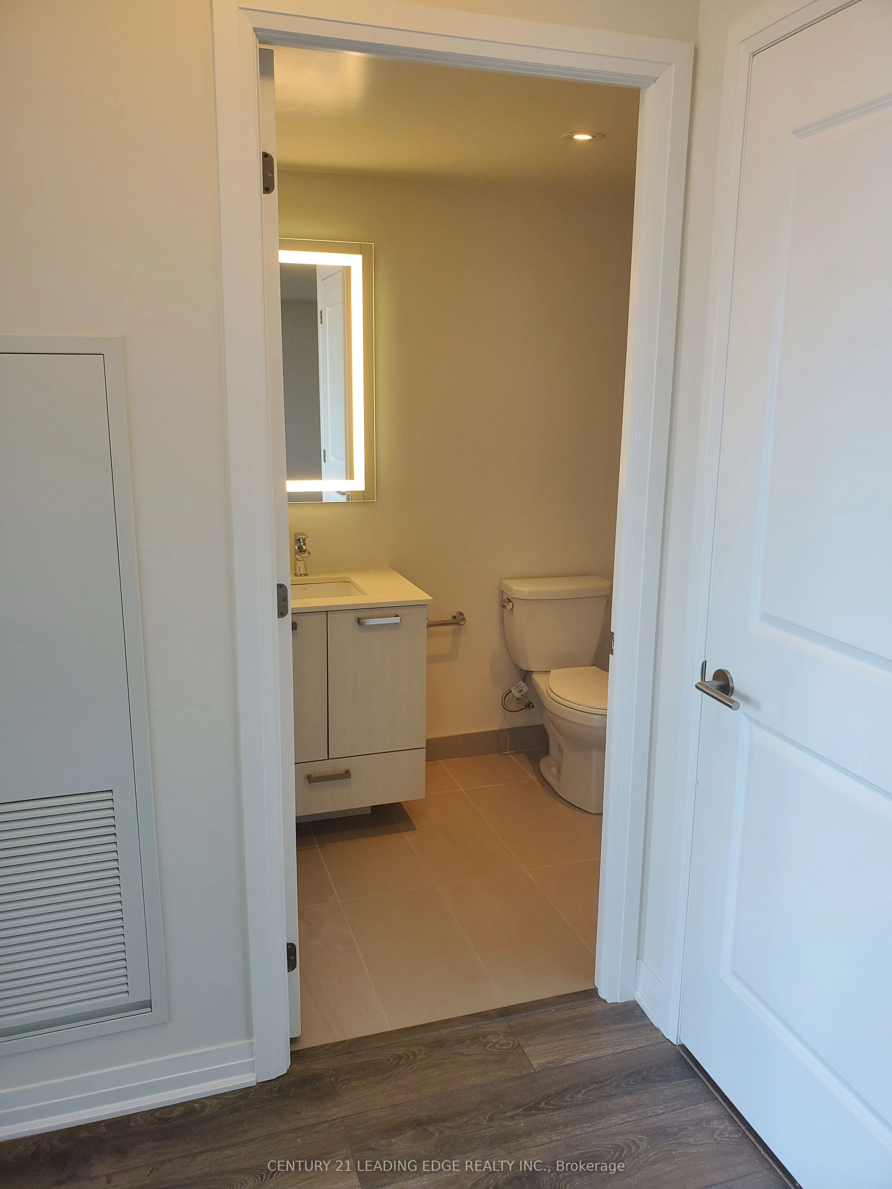 2301 Danforth Avenue, #502