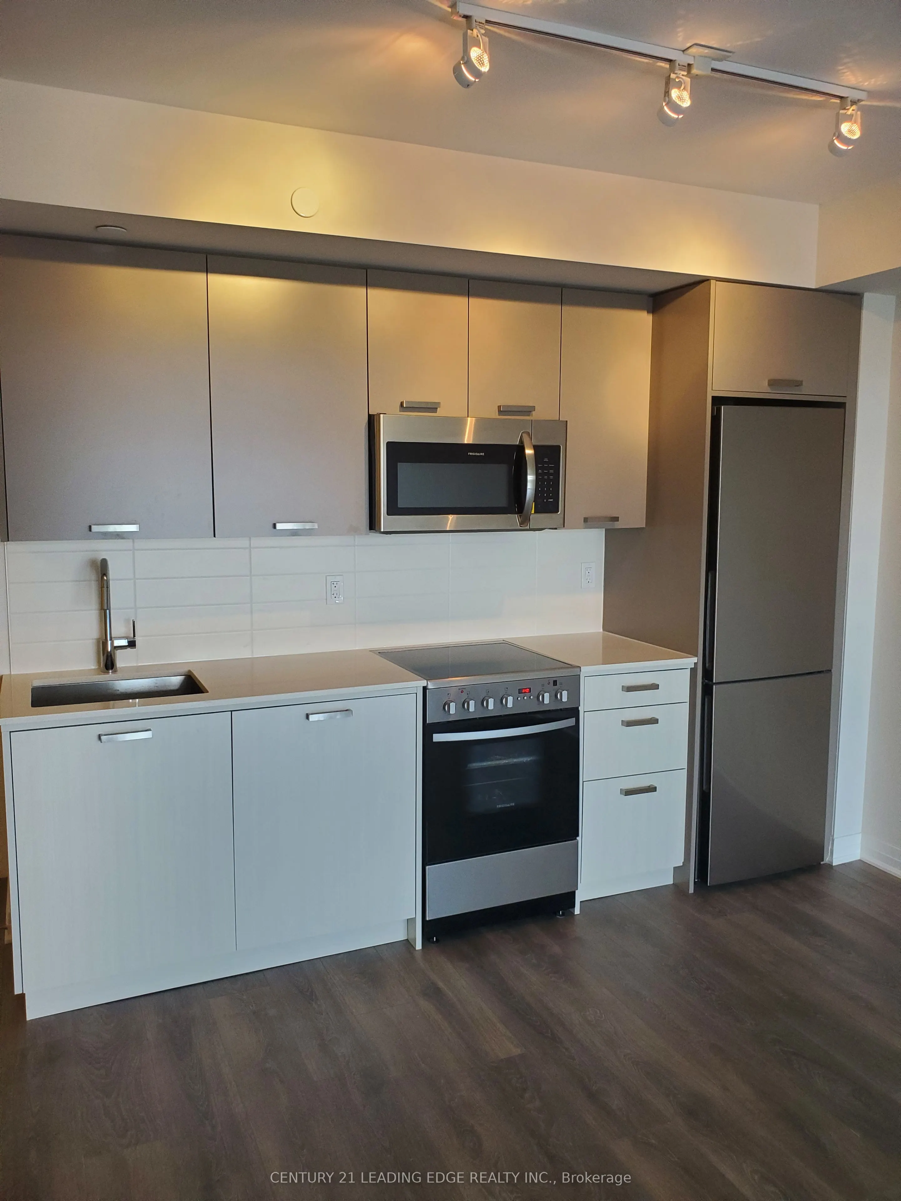 2301 Danforth Avenue, #502