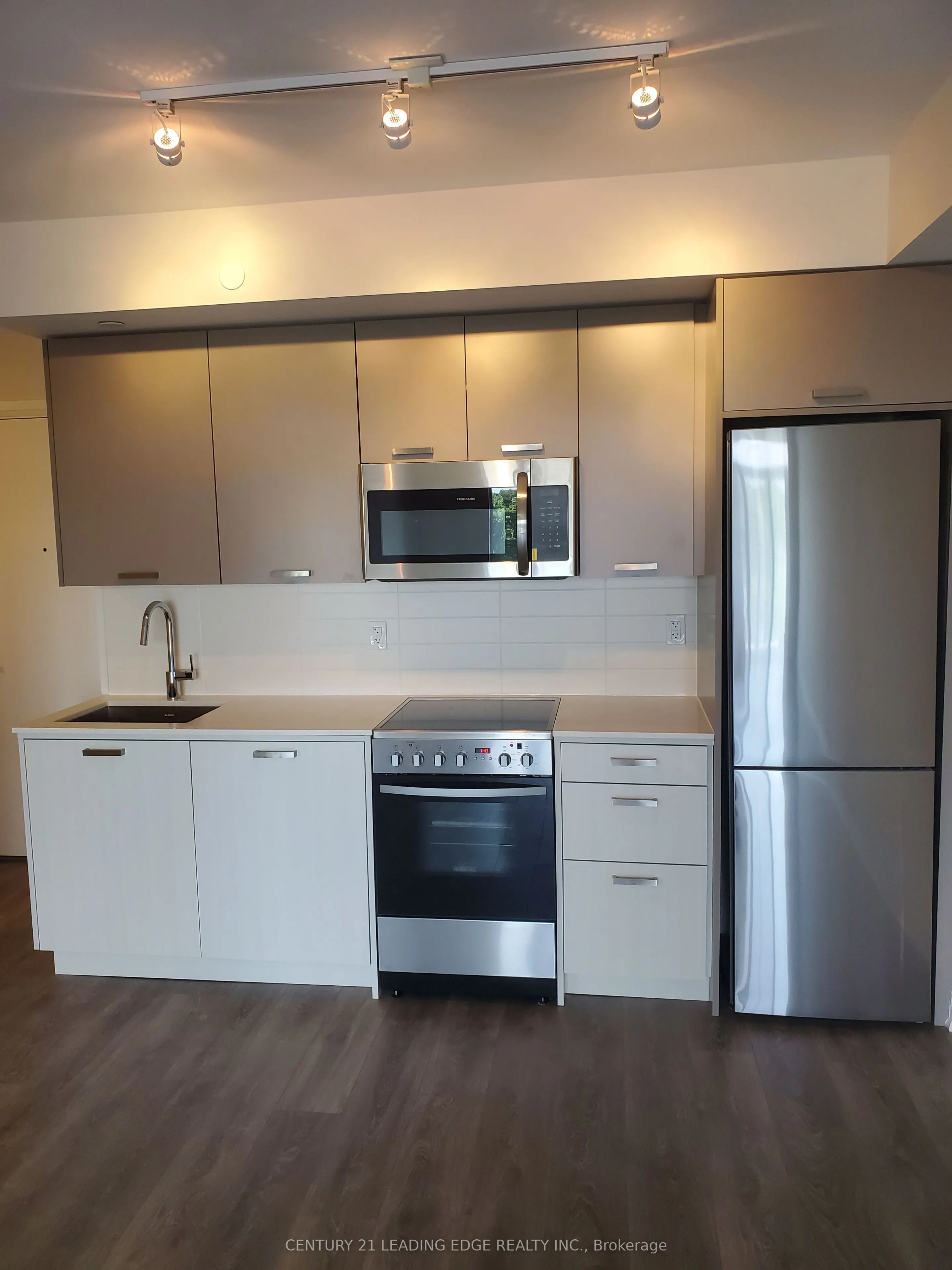 2301 Danforth Avenue, #502