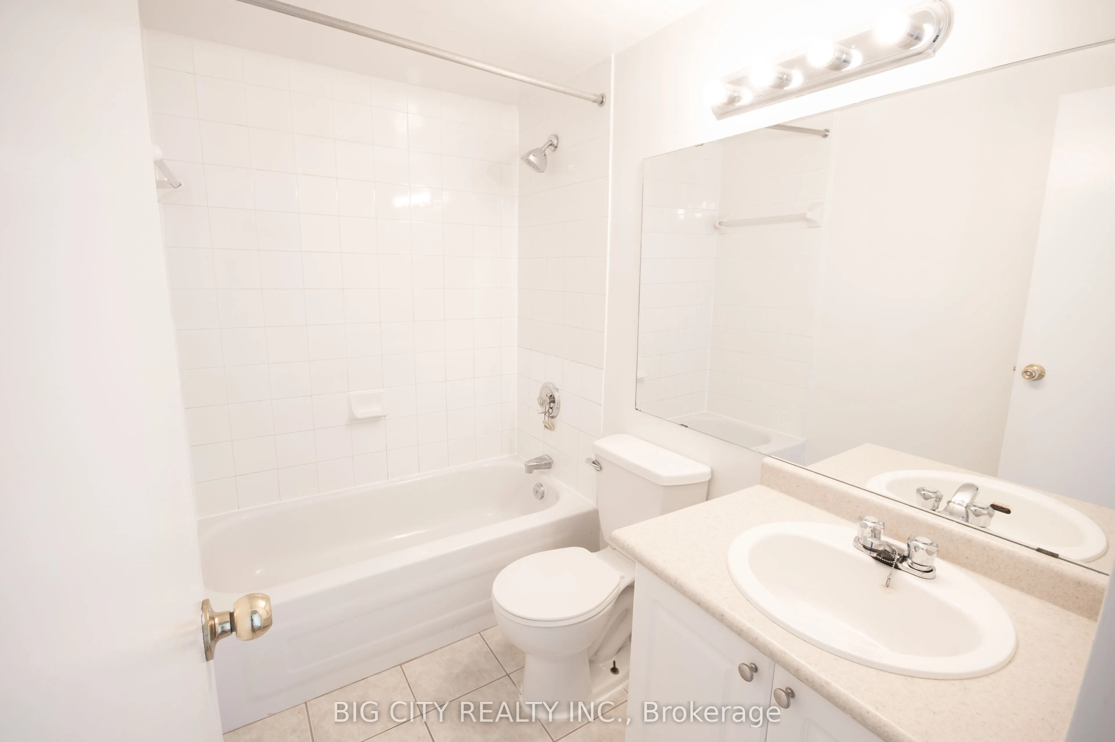 50 Cambridge Avenue, #813