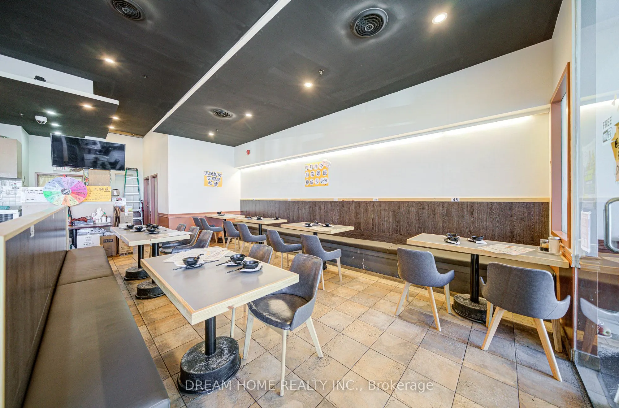 668 Silver Star Boulevard, #202