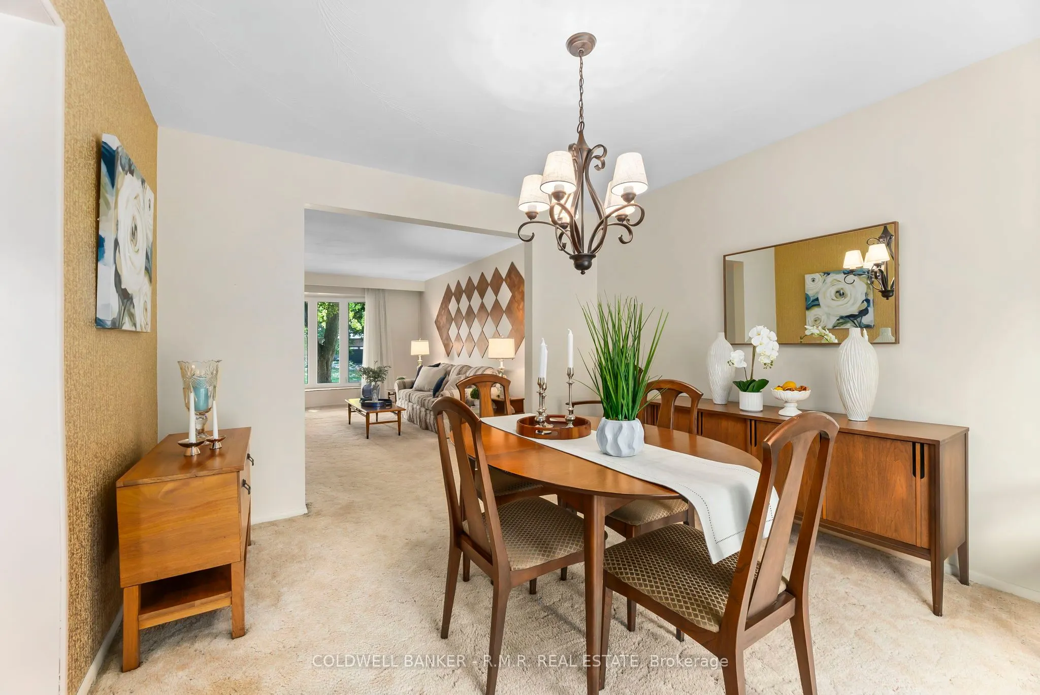 6 Carwin Crescent