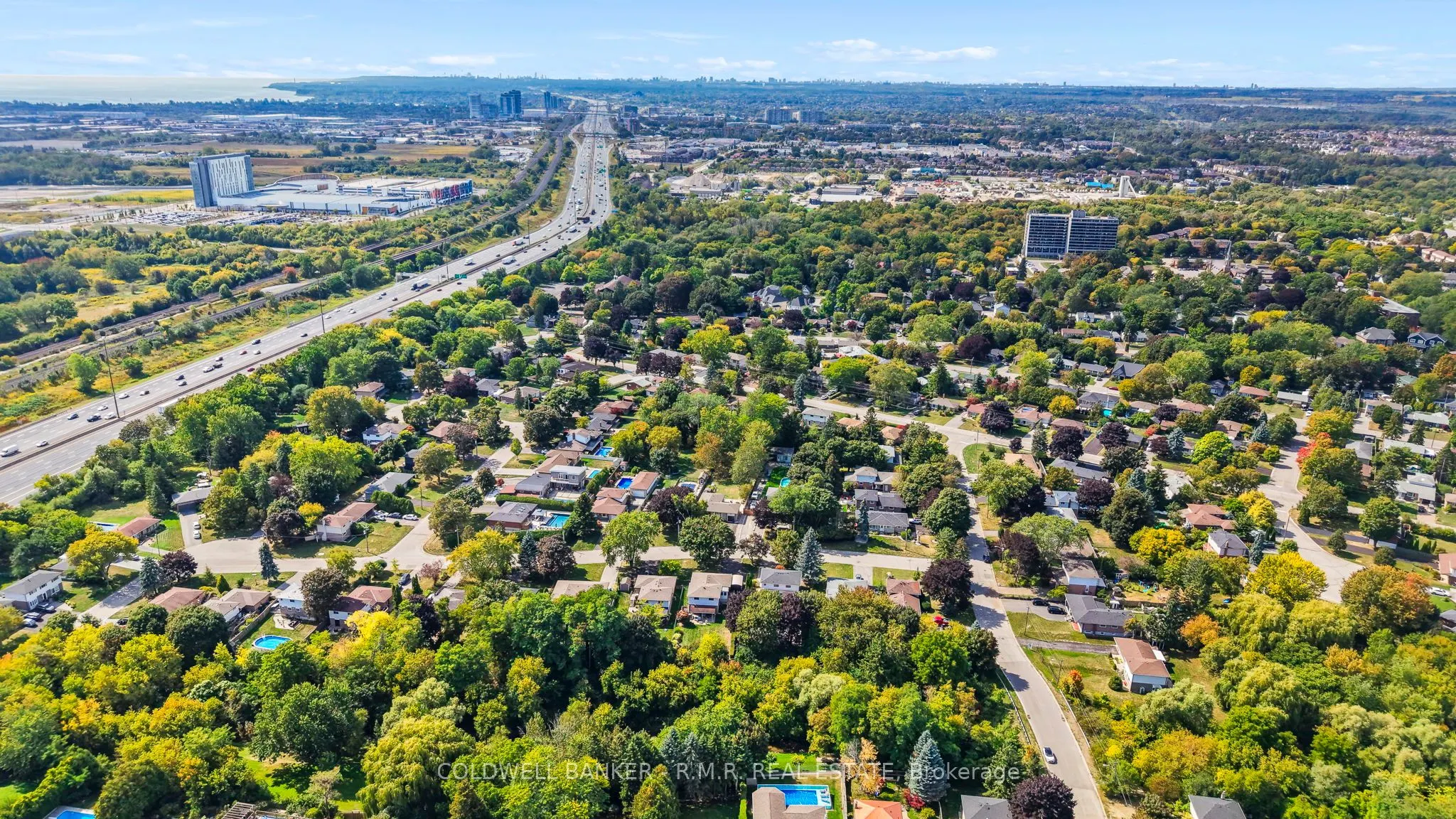 6 Carwin Crescent