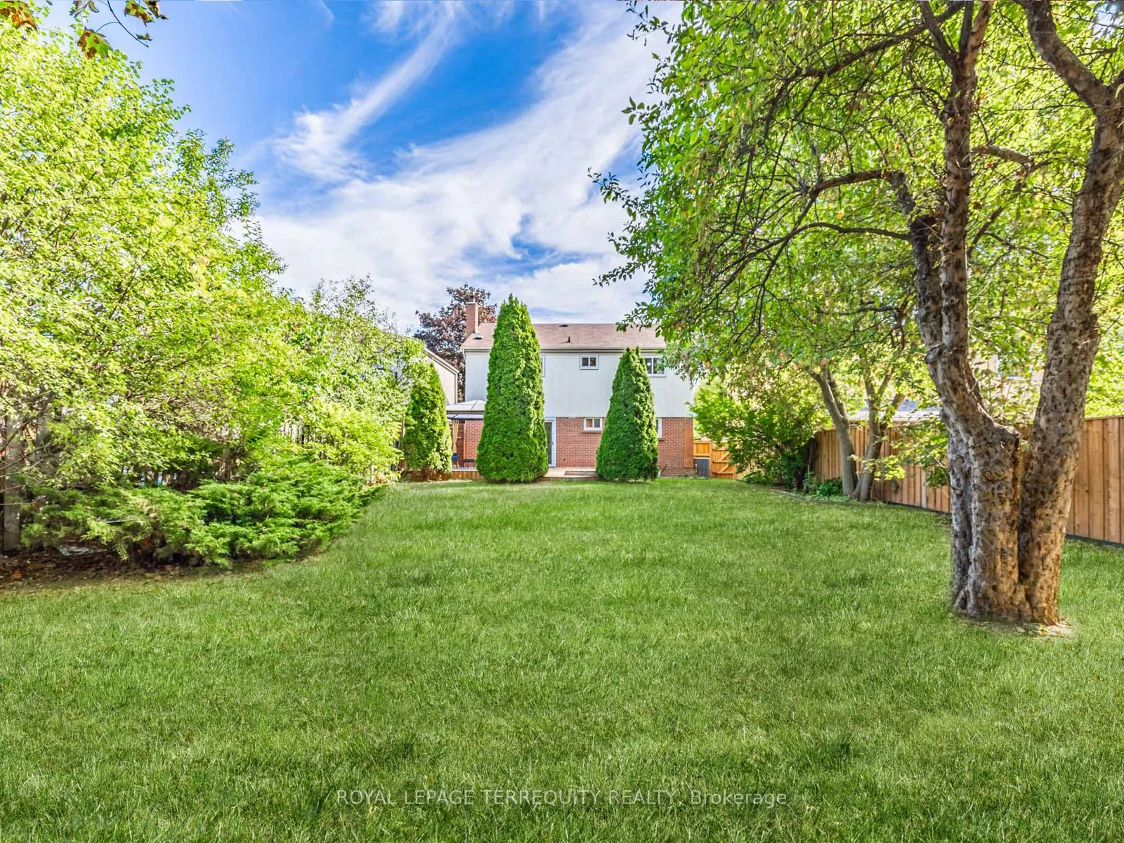 1858 Shadybrook Drive
