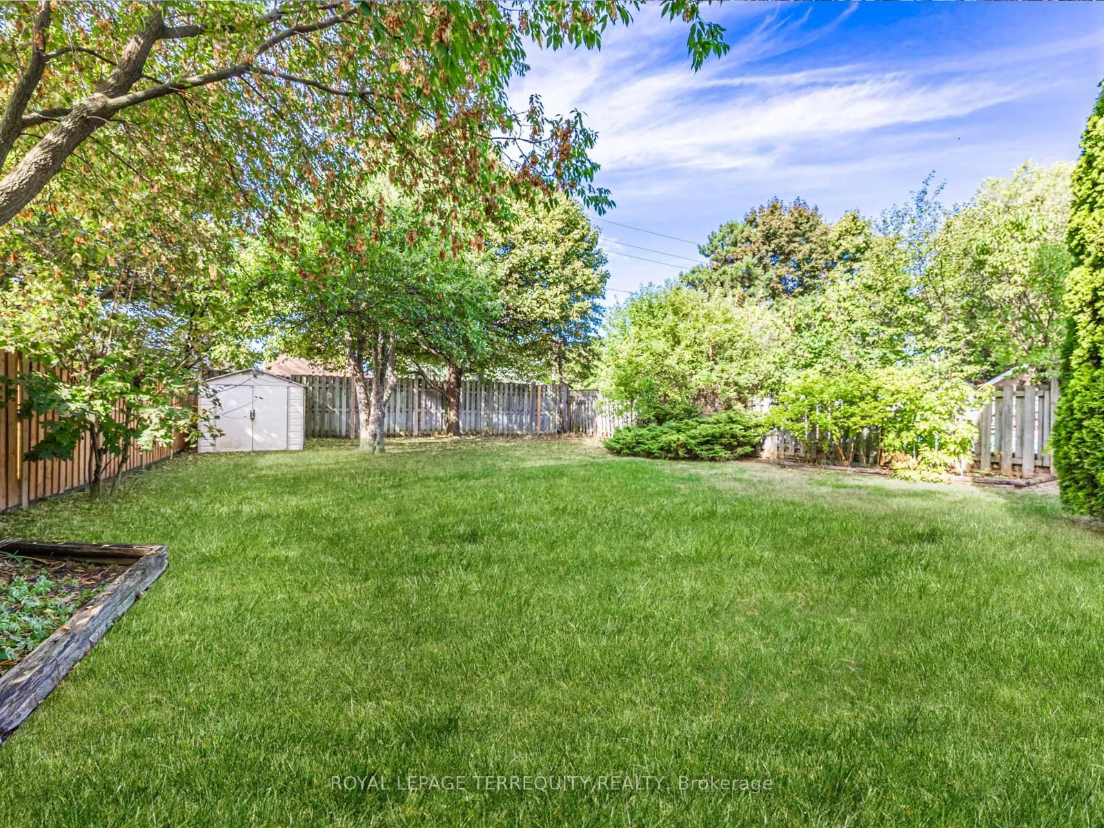 1858 Shadybrook Drive