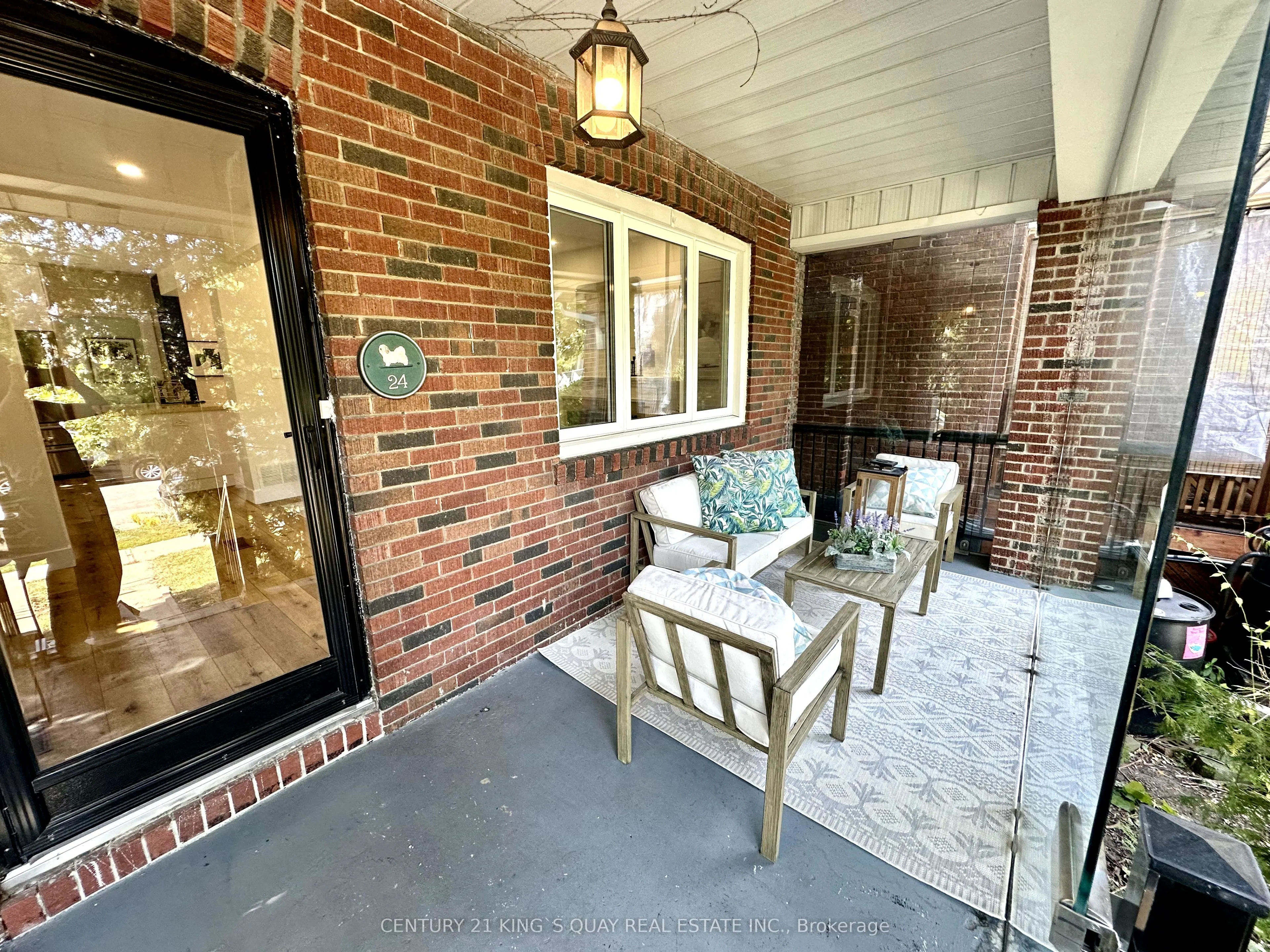 24 Woodmount Avenue
