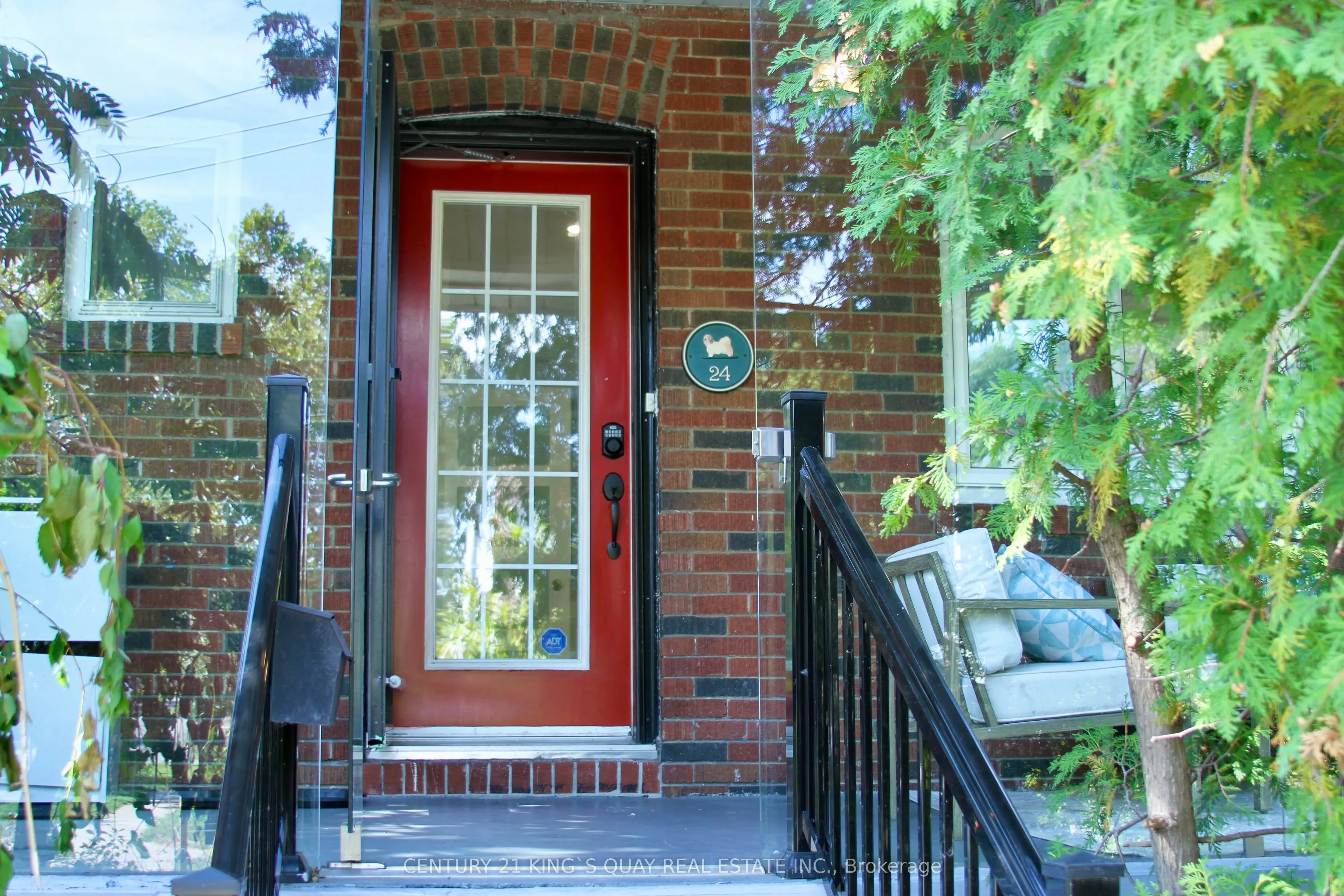 24 Woodmount Avenue