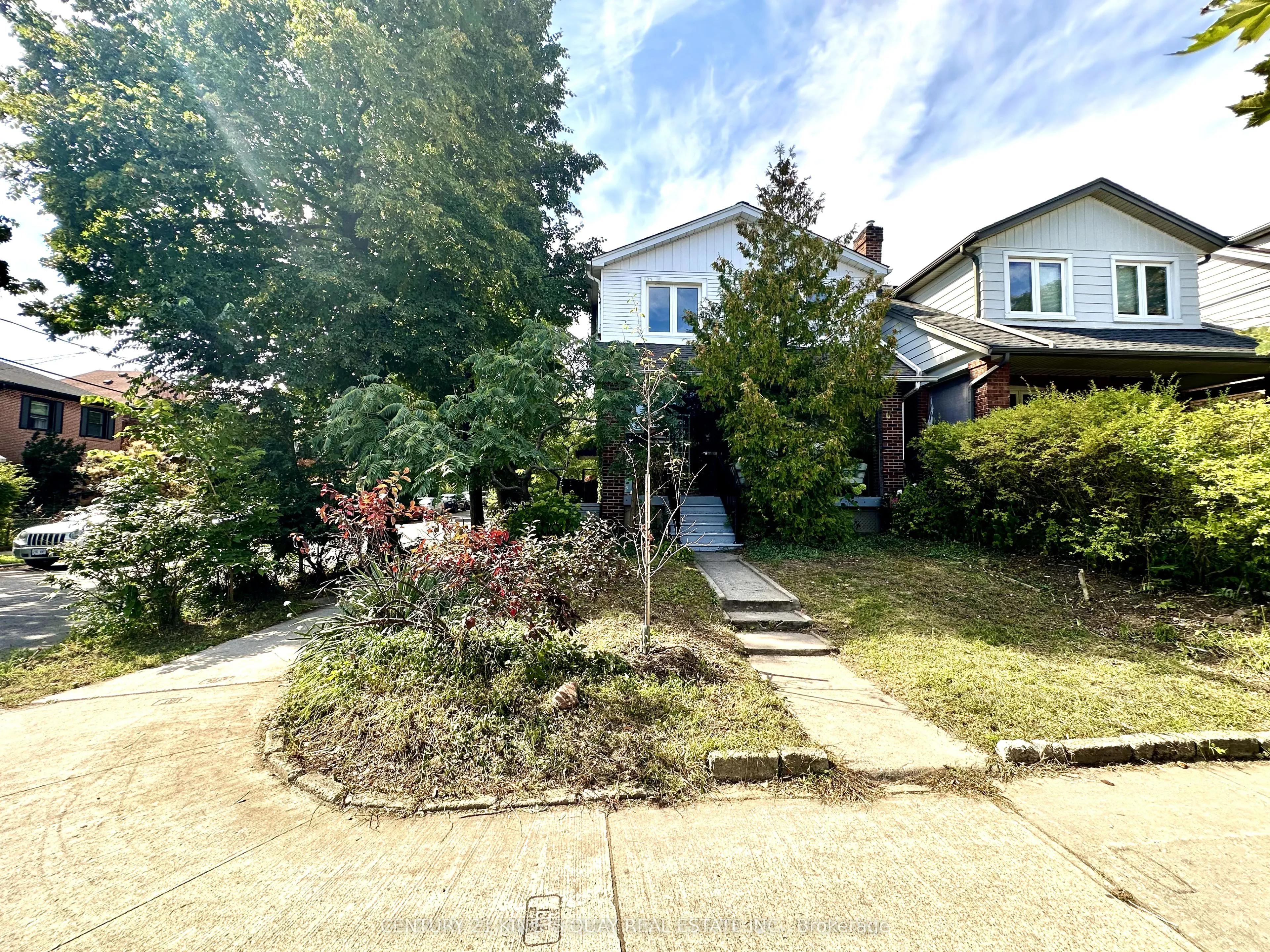 24 Woodmount Avenue