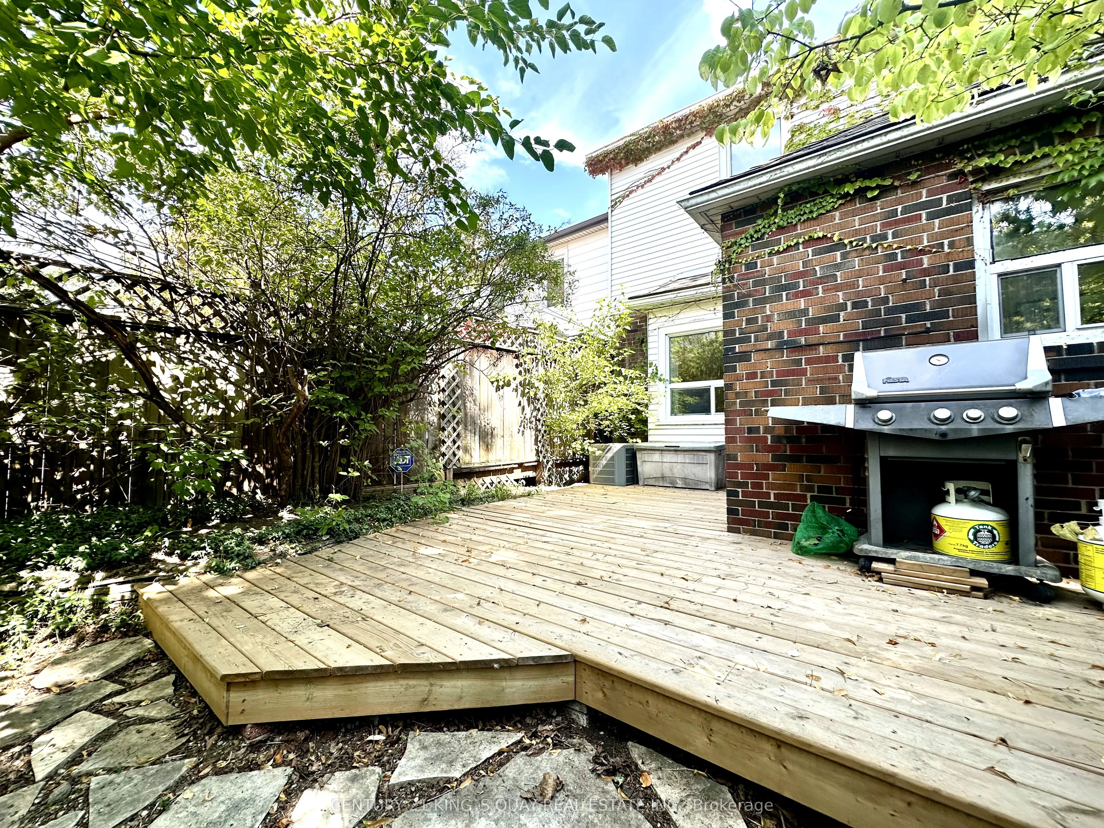 24 Woodmount Avenue