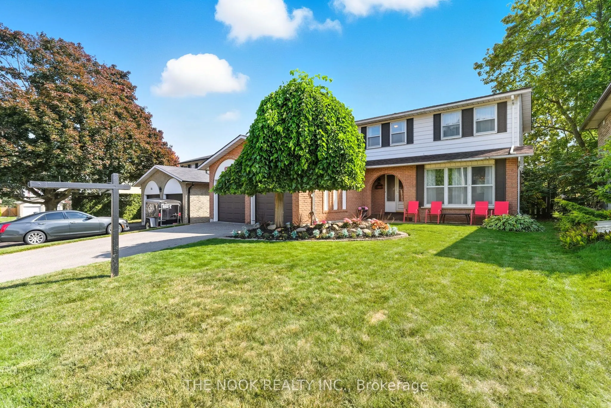 52 Rosalynne Avenue