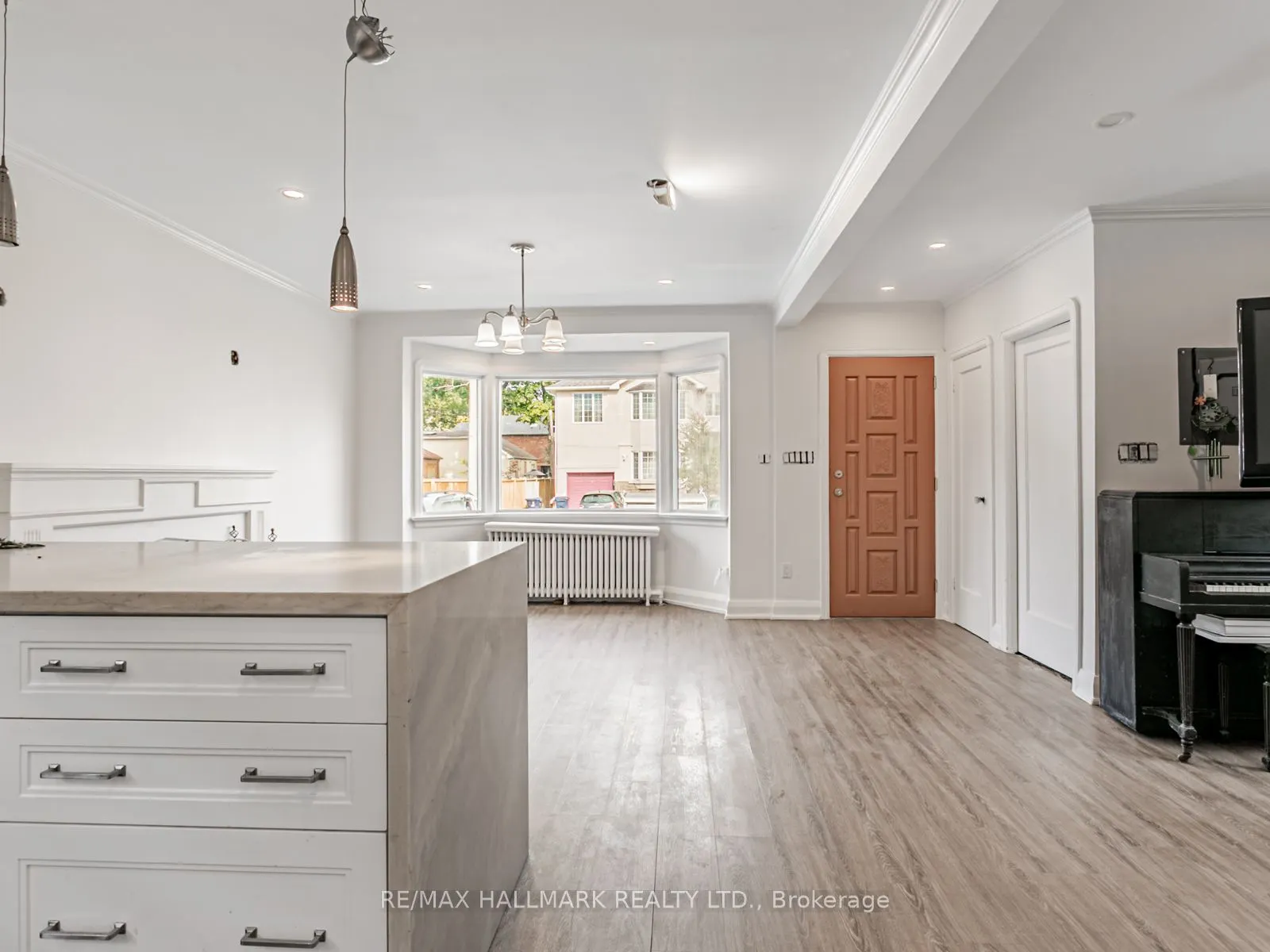 12 Ralston Avenue