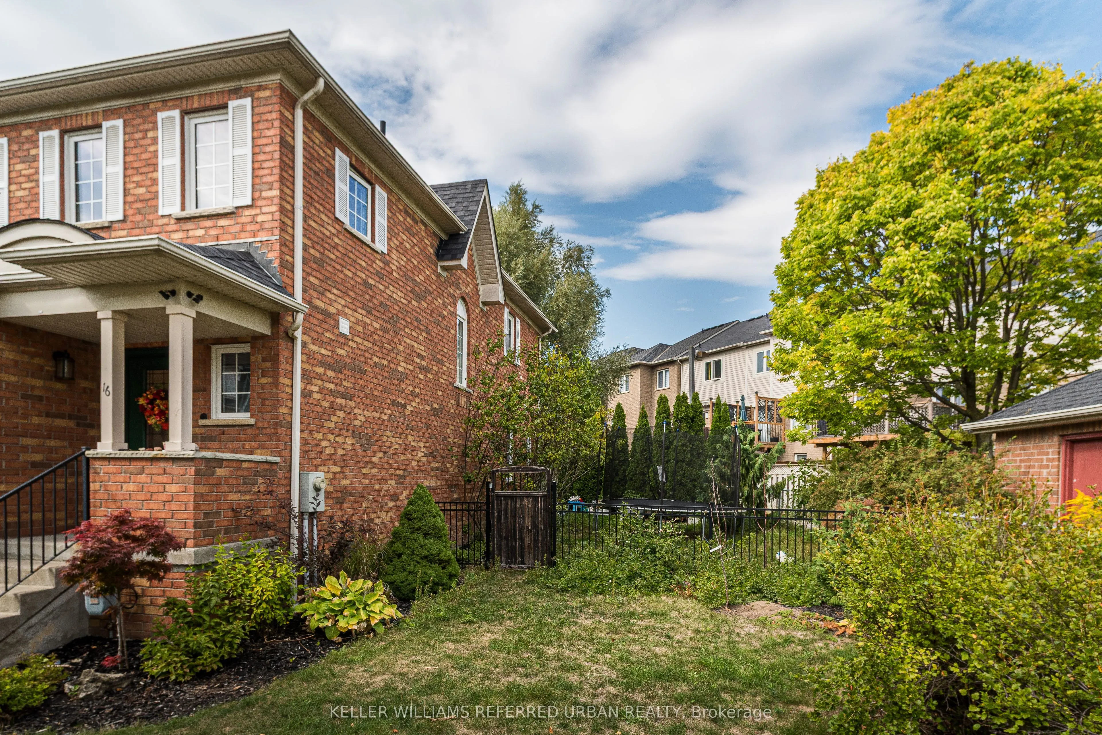 16 Sprucedale Way, #68