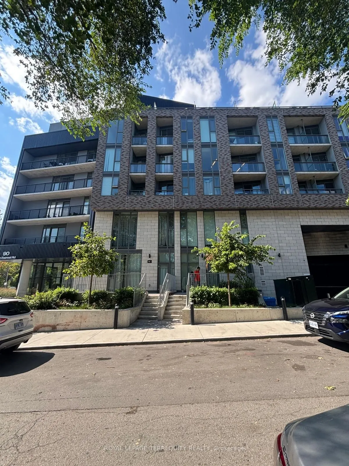 90 Glen Everest Road, #416