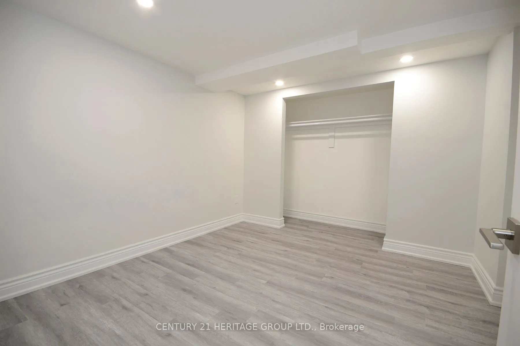 287 Cedarvale Avenue, #Lower