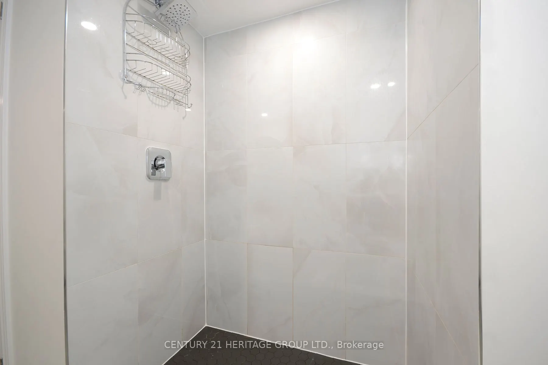 287 Cedarvale Avenue, #Lower