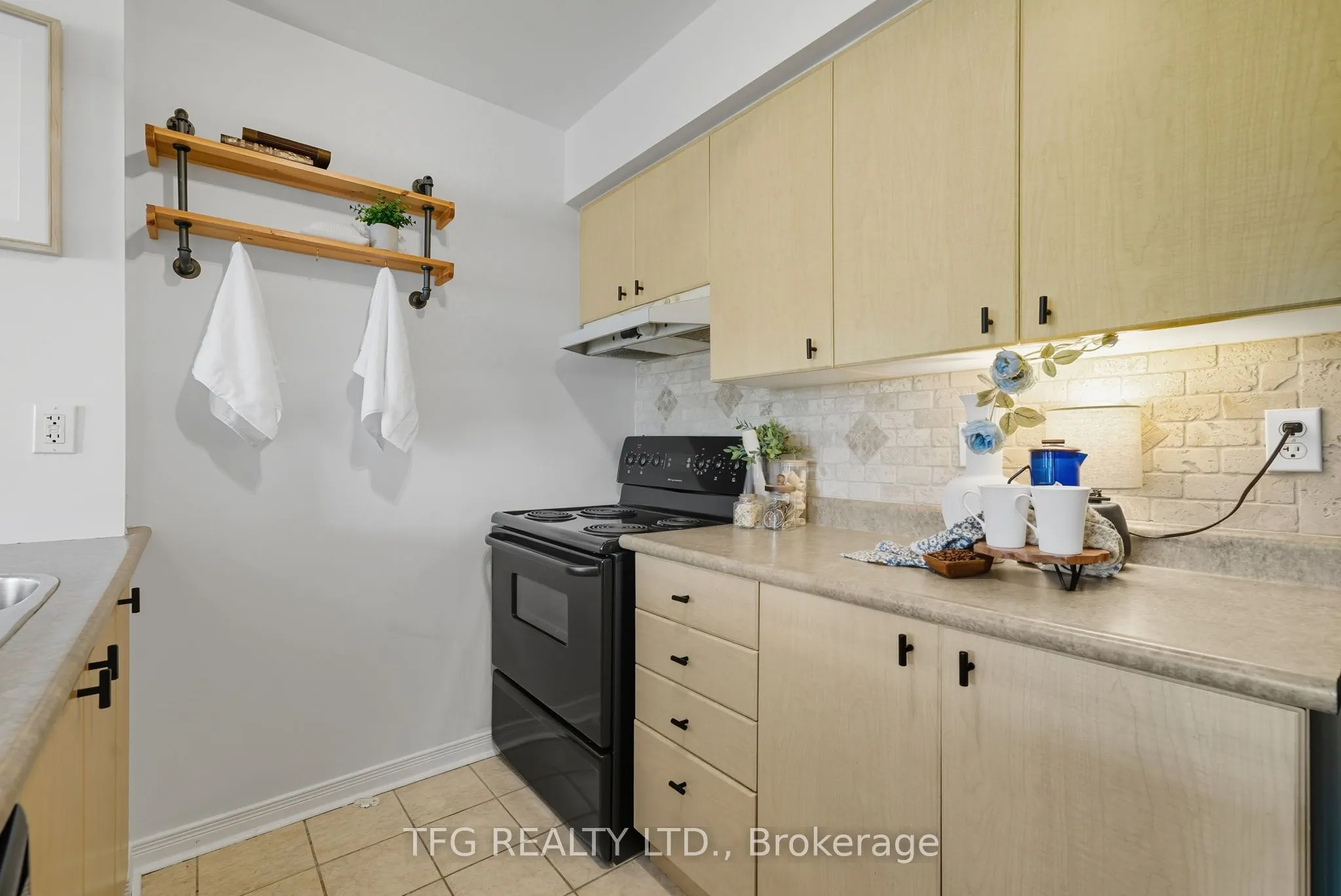 106 Aspen Springs Drive, #211