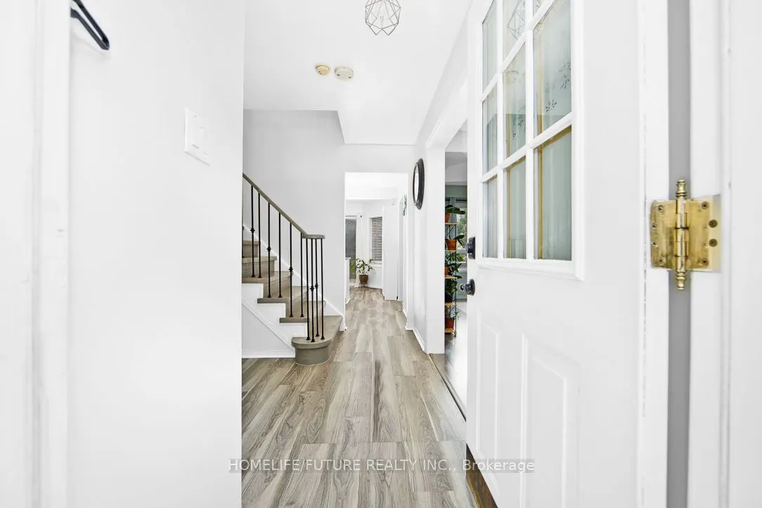 23 Meredith Court