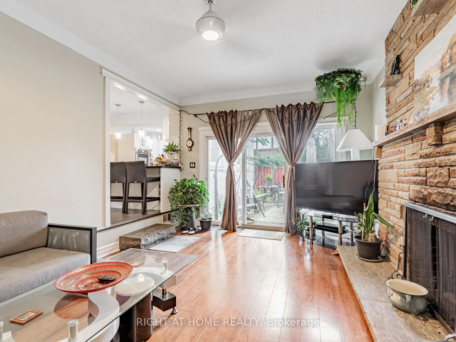 71 Satchell Boulevard