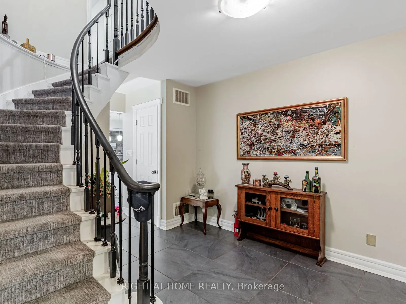 71 Satchell Boulevard