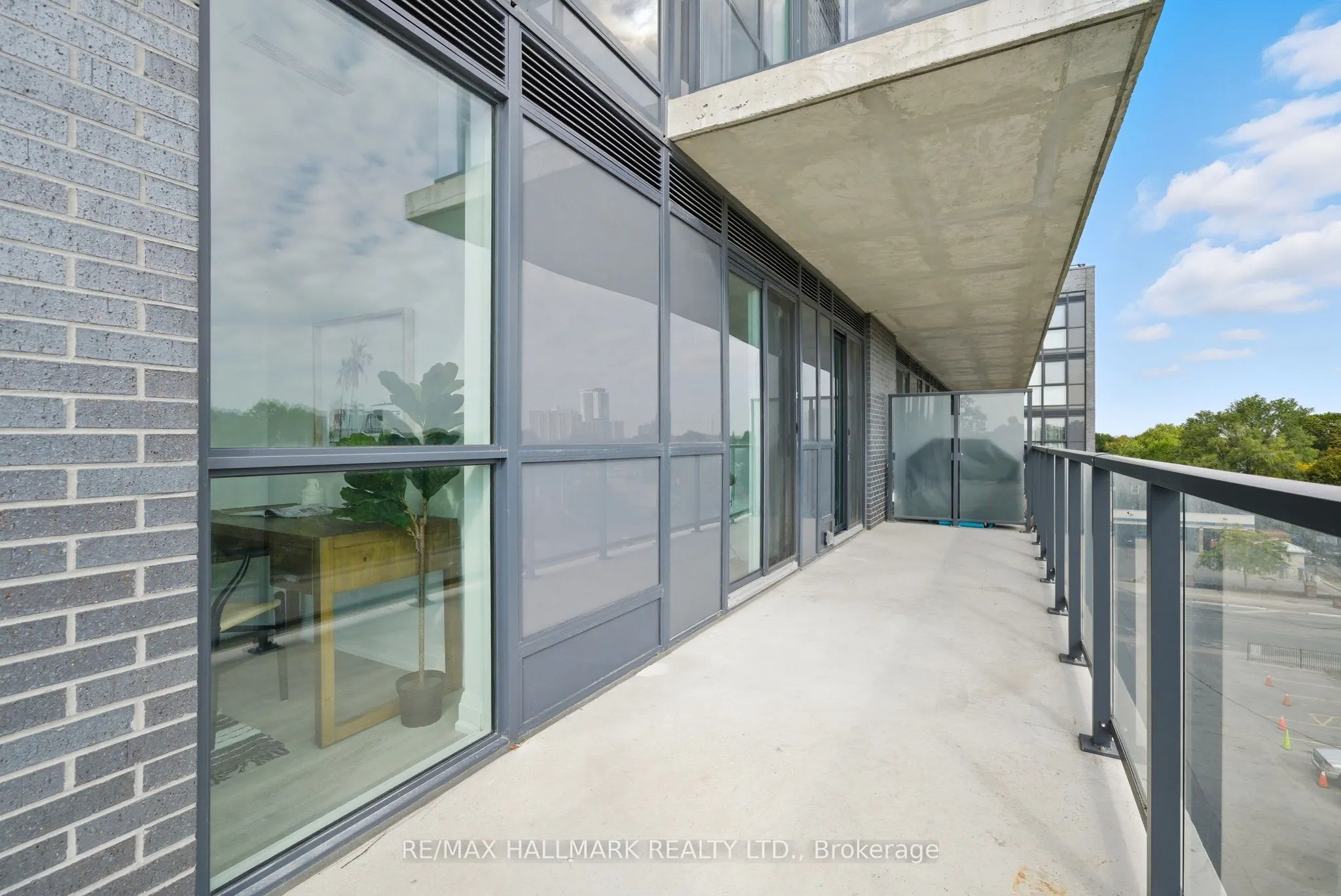 2369 Danforth Avenue, #513