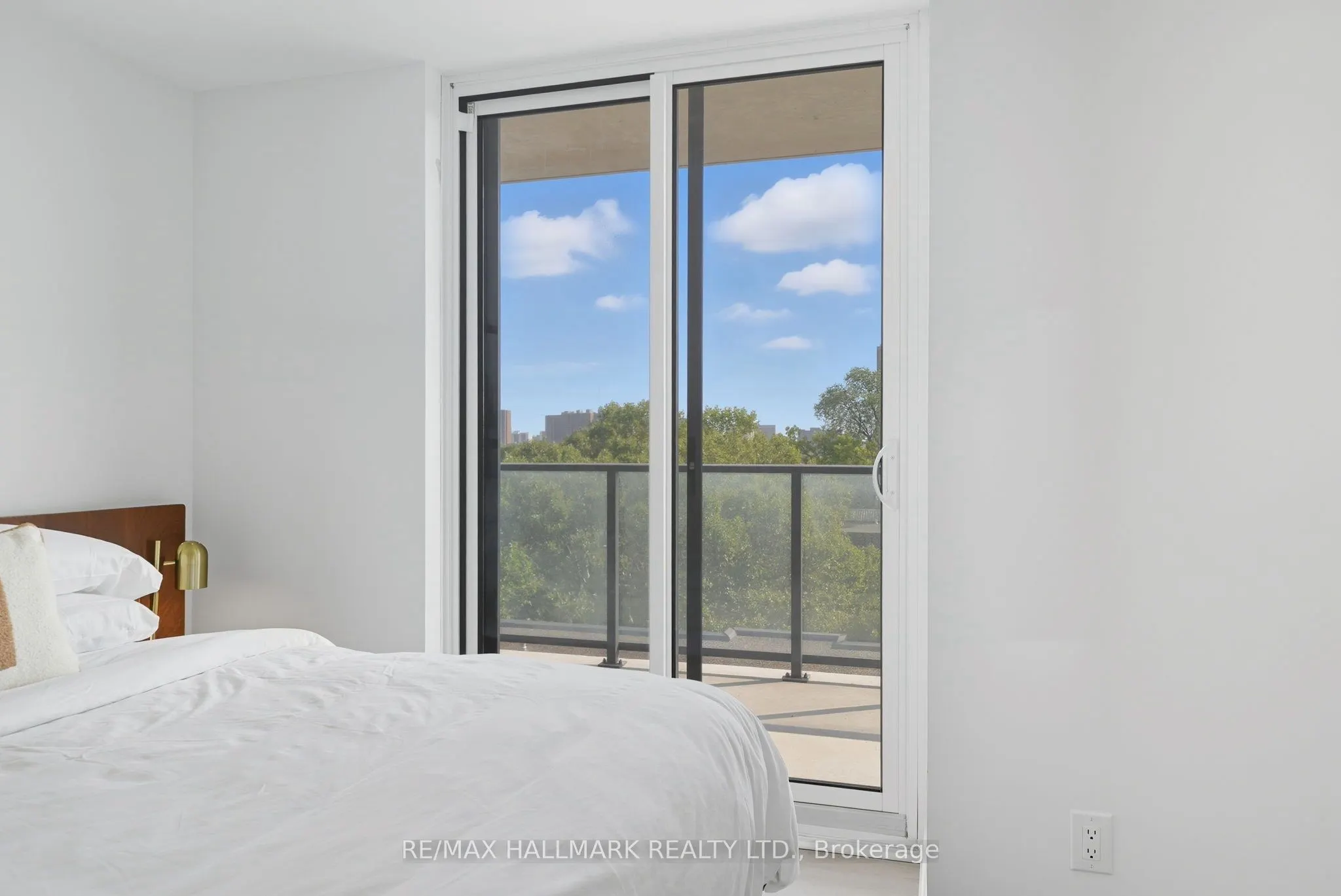 2369 Danforth Avenue, #513