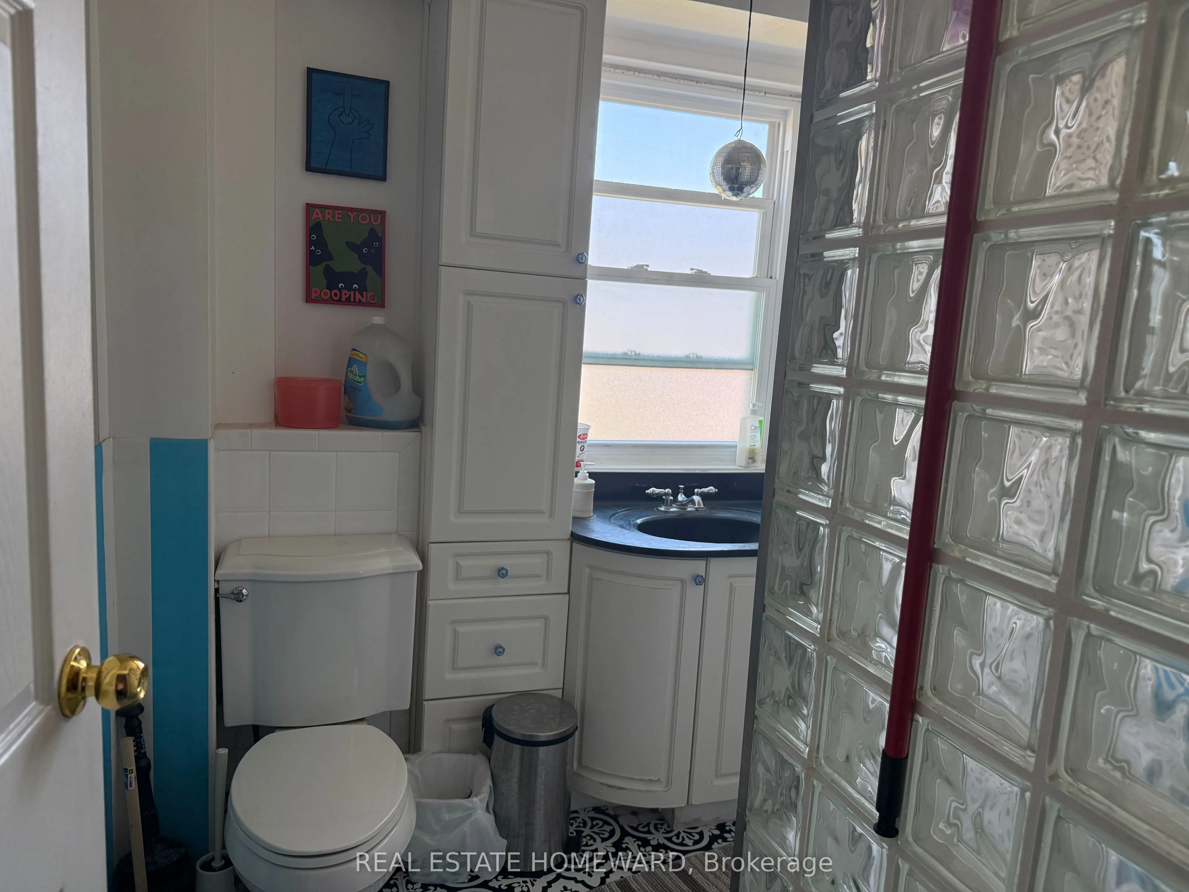 983 Victoria Park Avenue, #2nd Floor