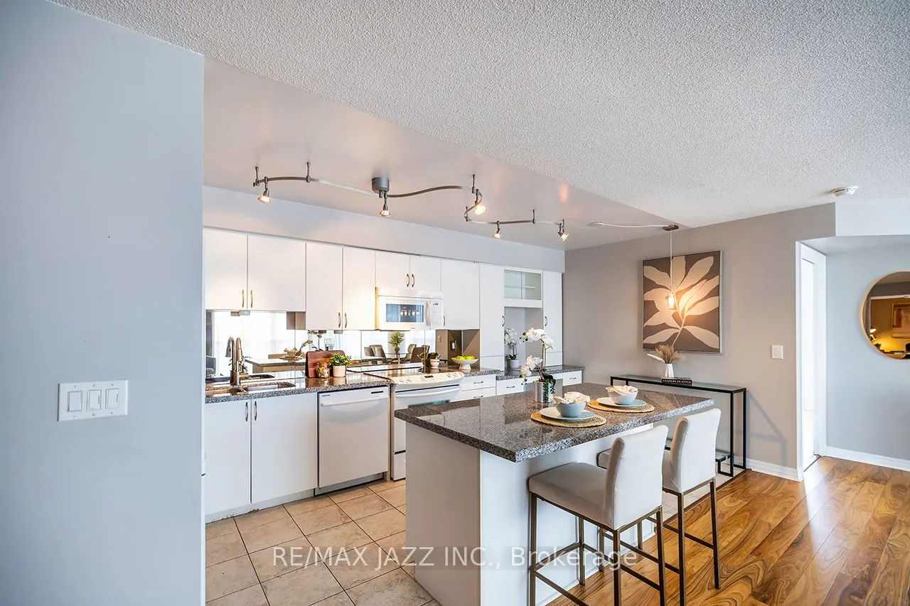 1600 Charles Street, #612