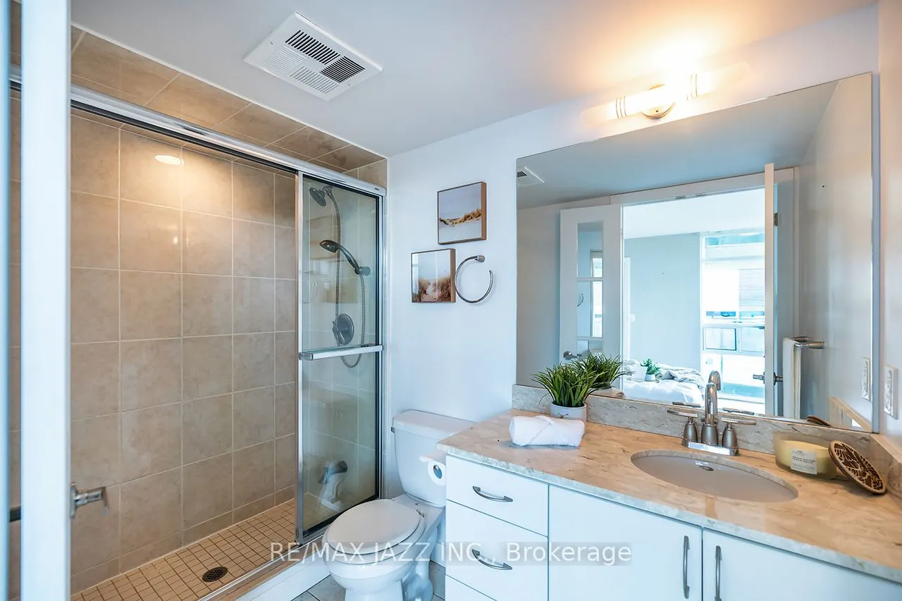 1600 Charles Street, #612