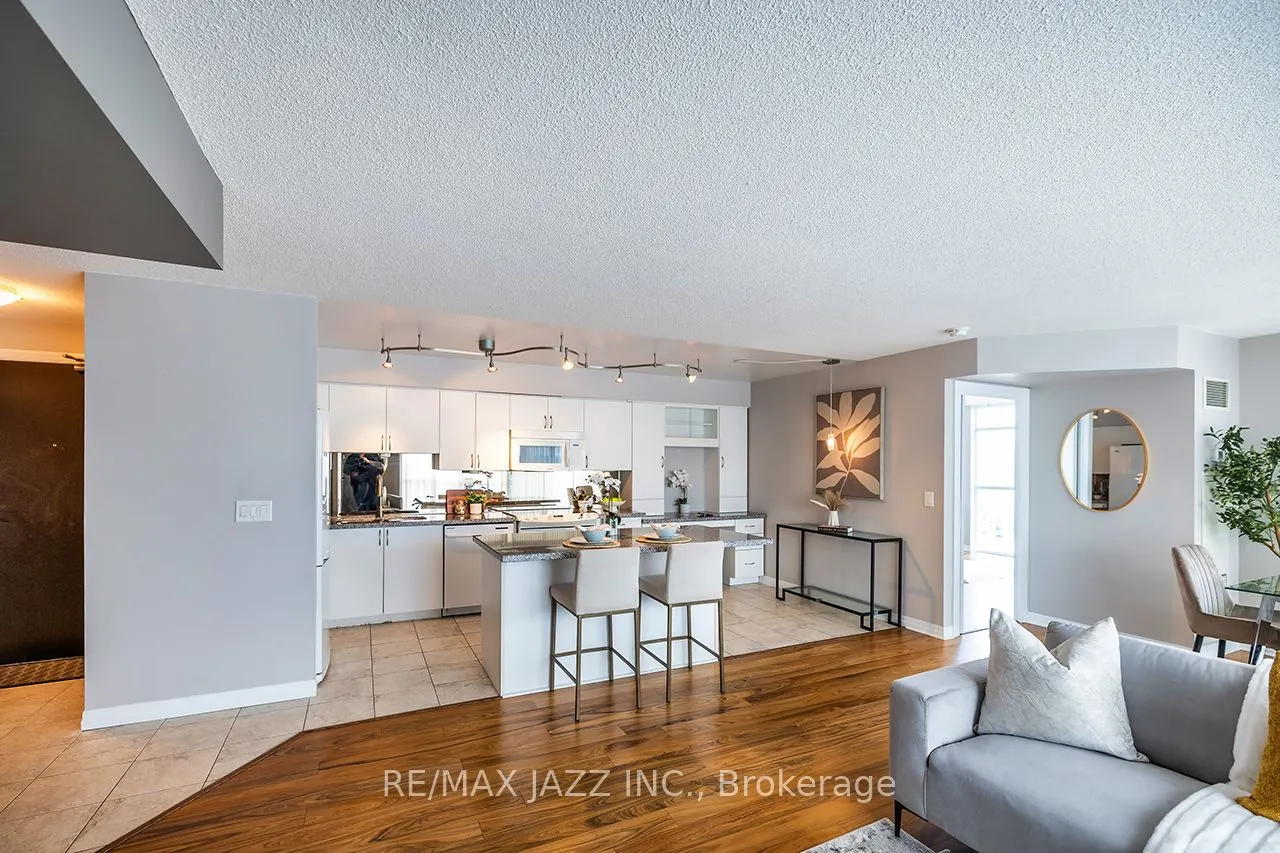 1600 Charles Street, #612