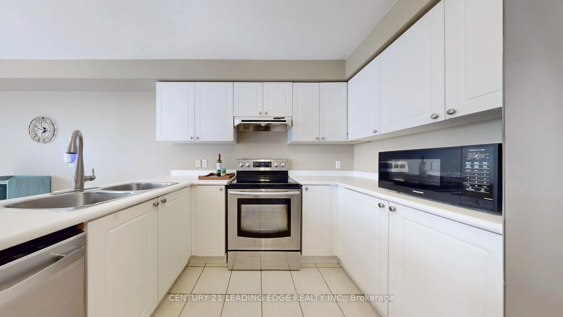 929 Glenbourne Court