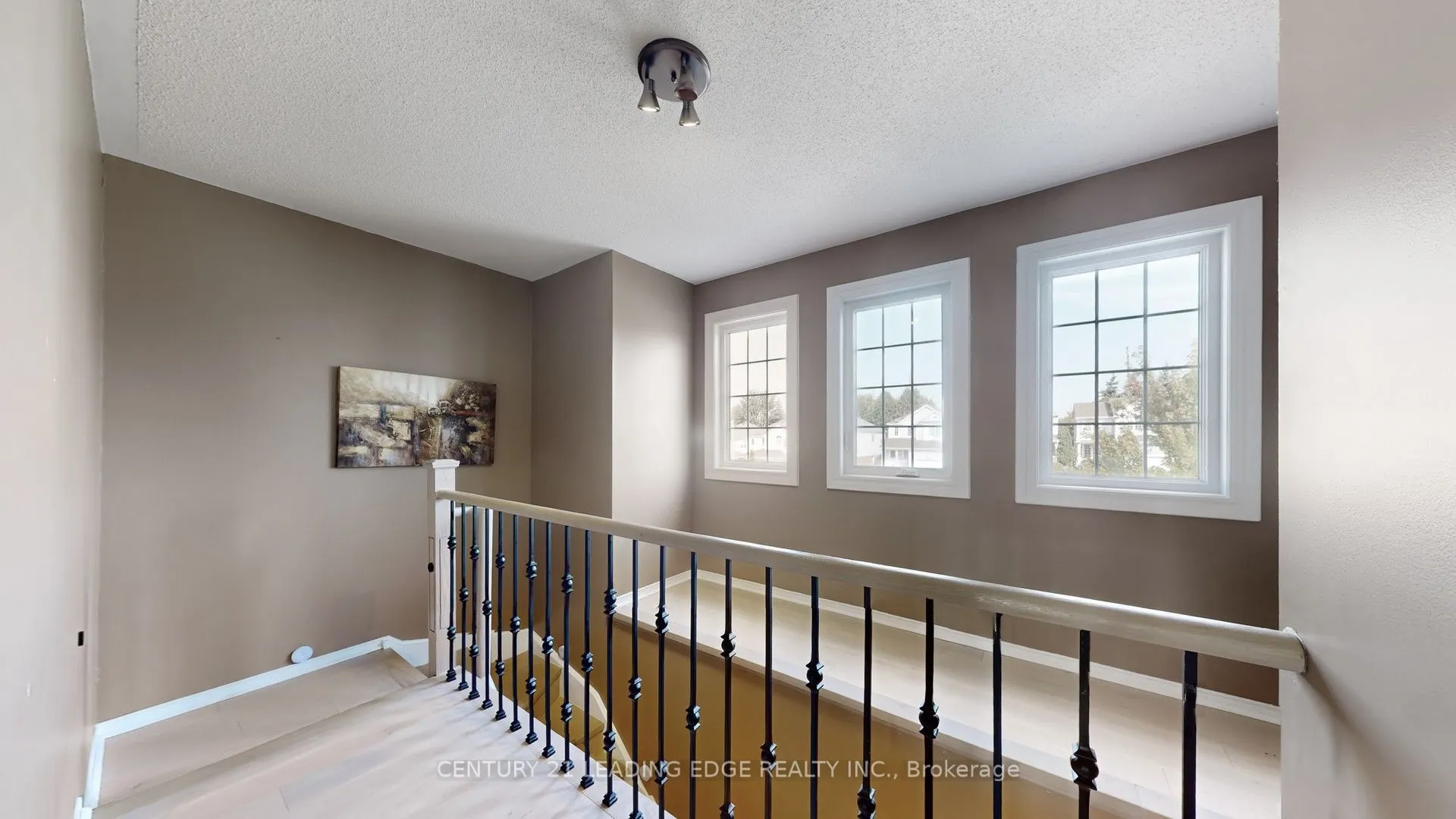 929 Glenbourne Court