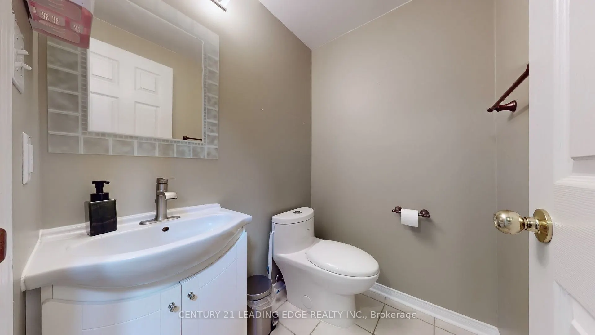 929 Glenbourne Court