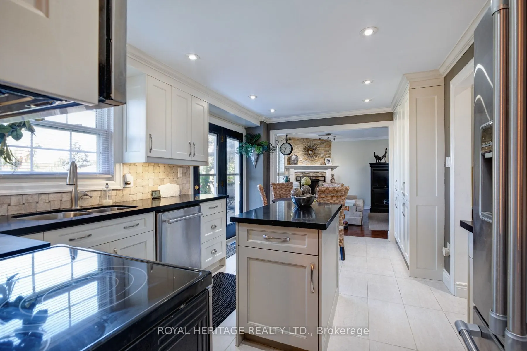 10 Anstead Crescent