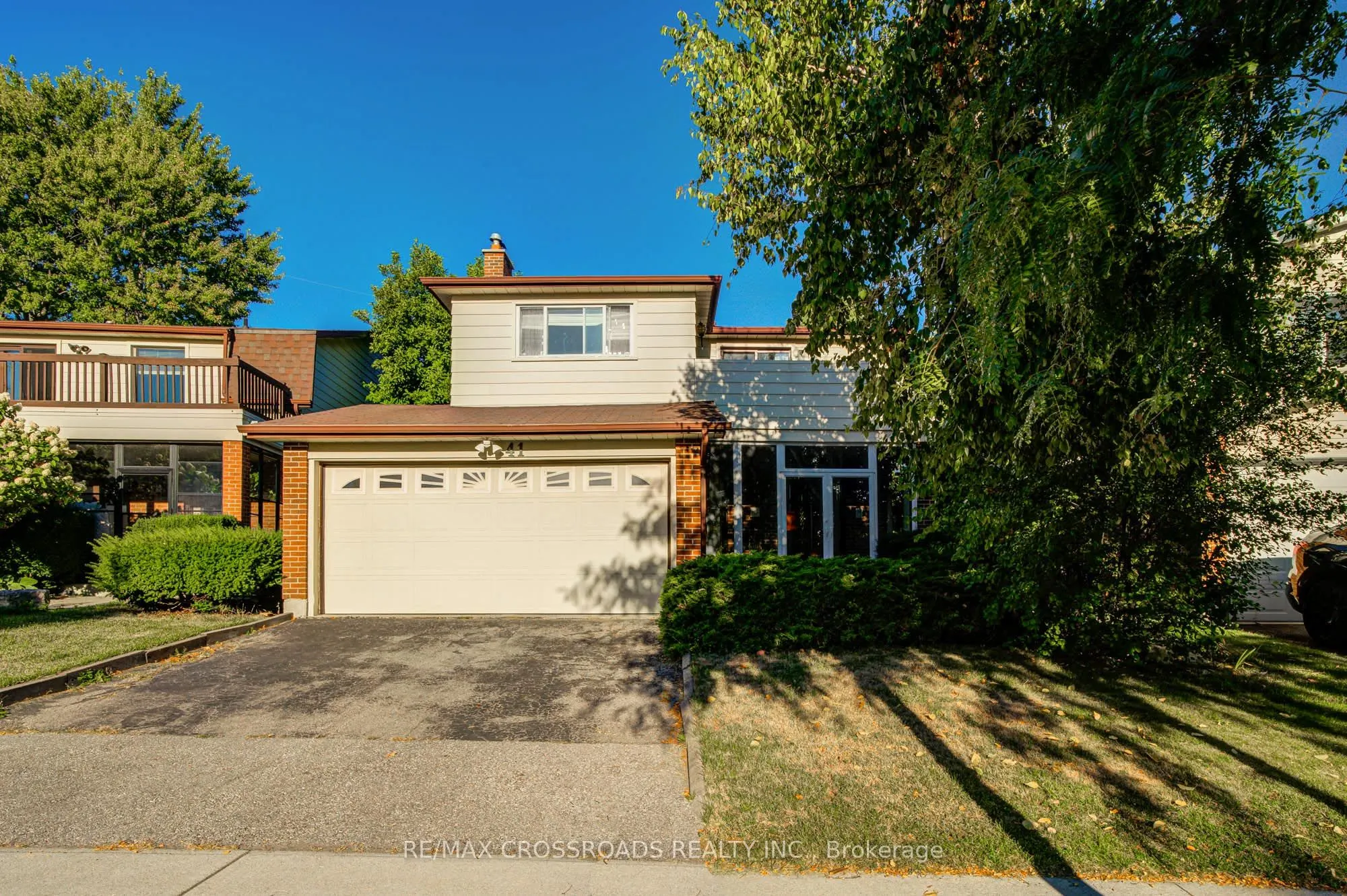 41 Huntsmill Boulevard