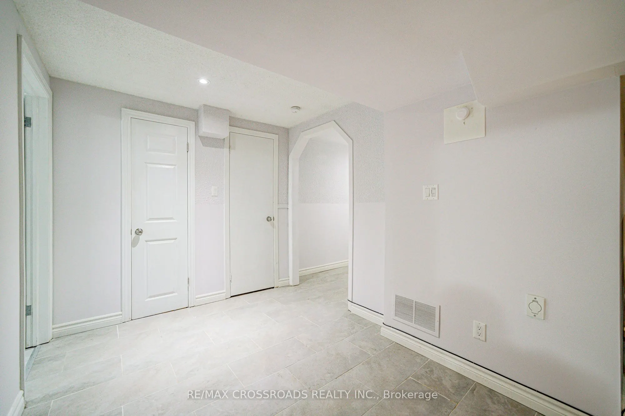 41 Huntsmill Boulevard