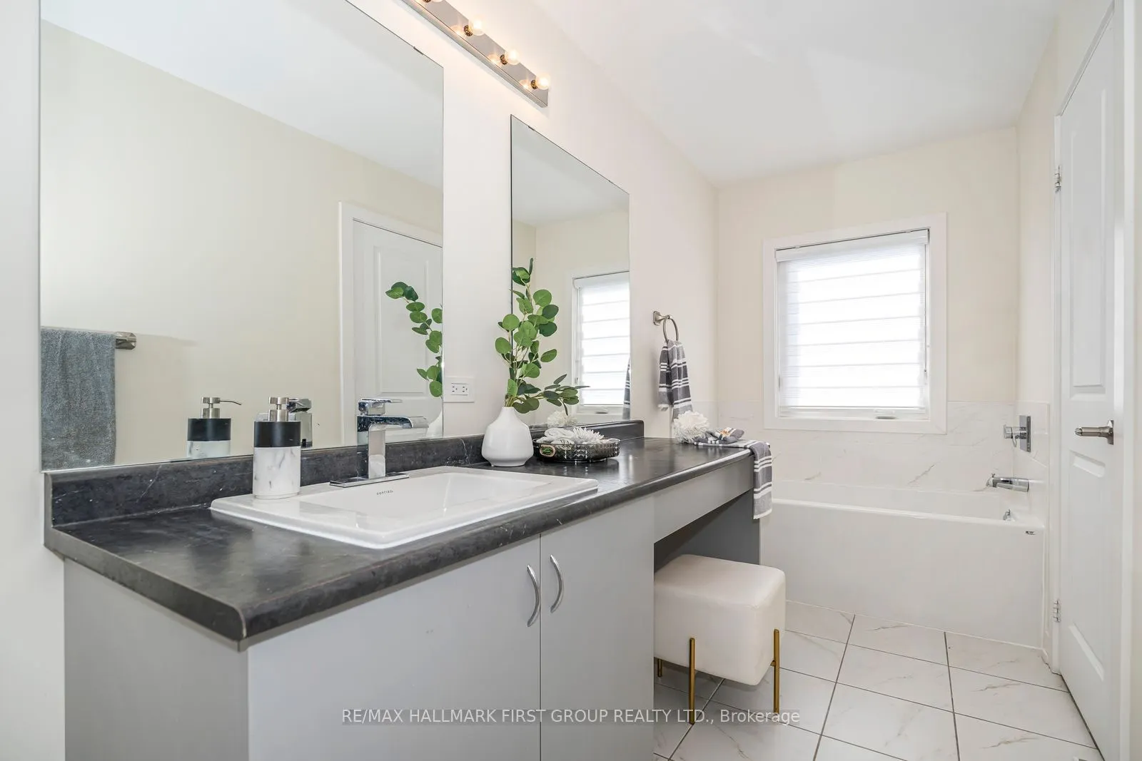 2519 Castlegate Crossing Drive