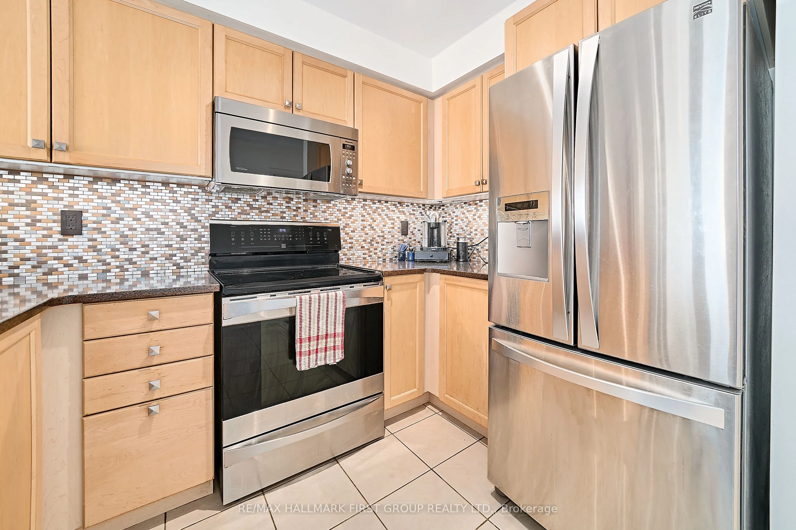1505 Avonmore Square