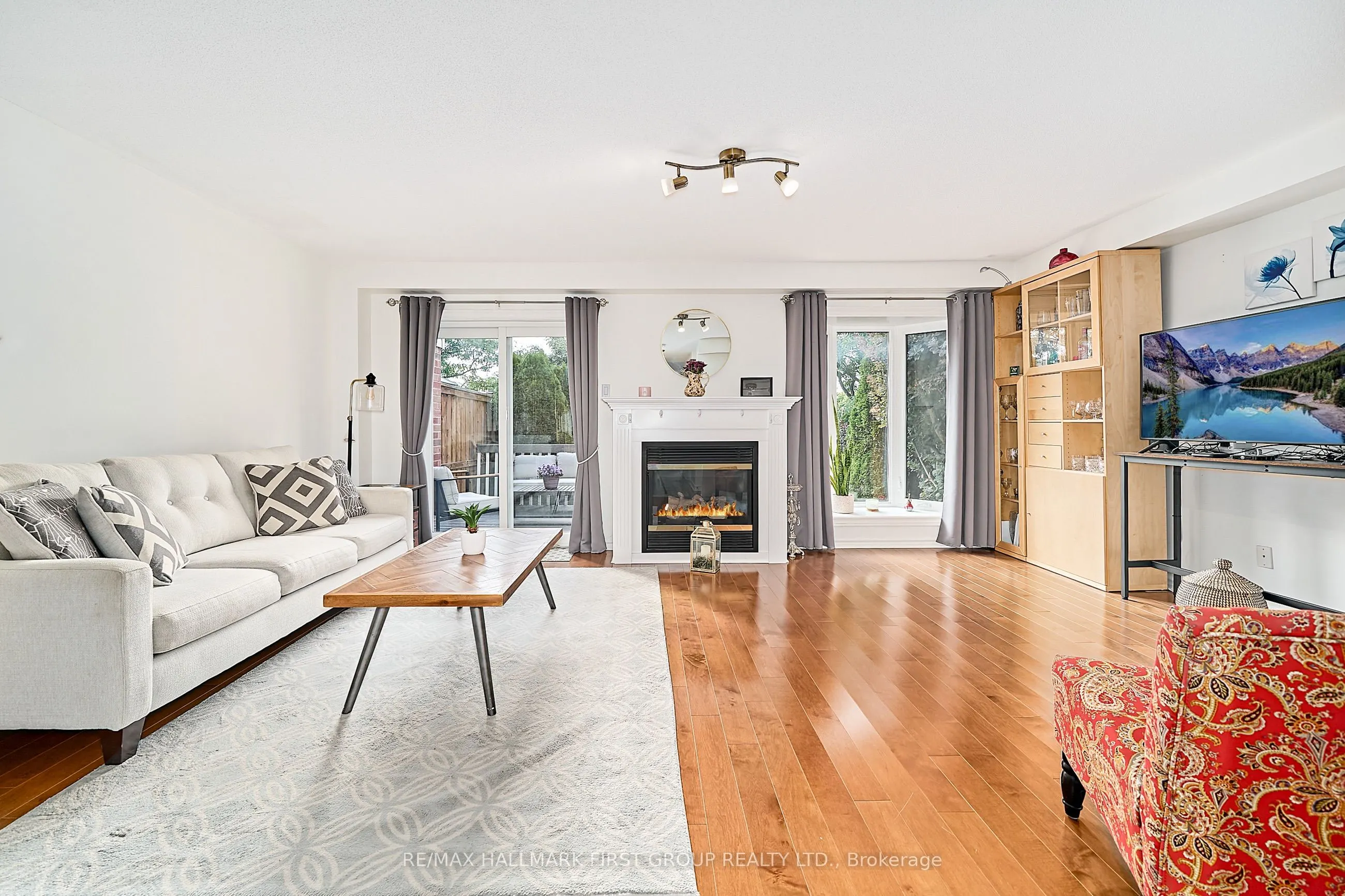 1505 Avonmore Square