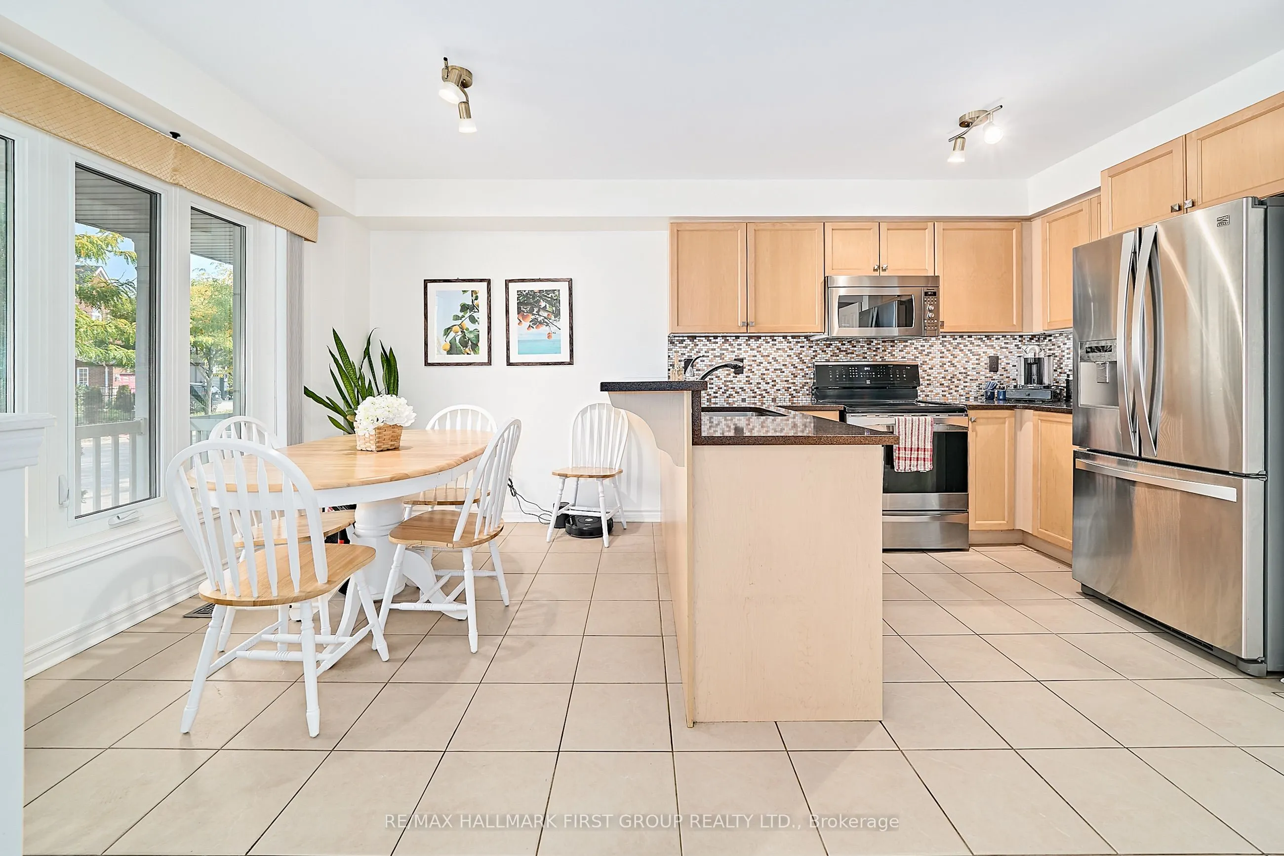1505 Avonmore Square