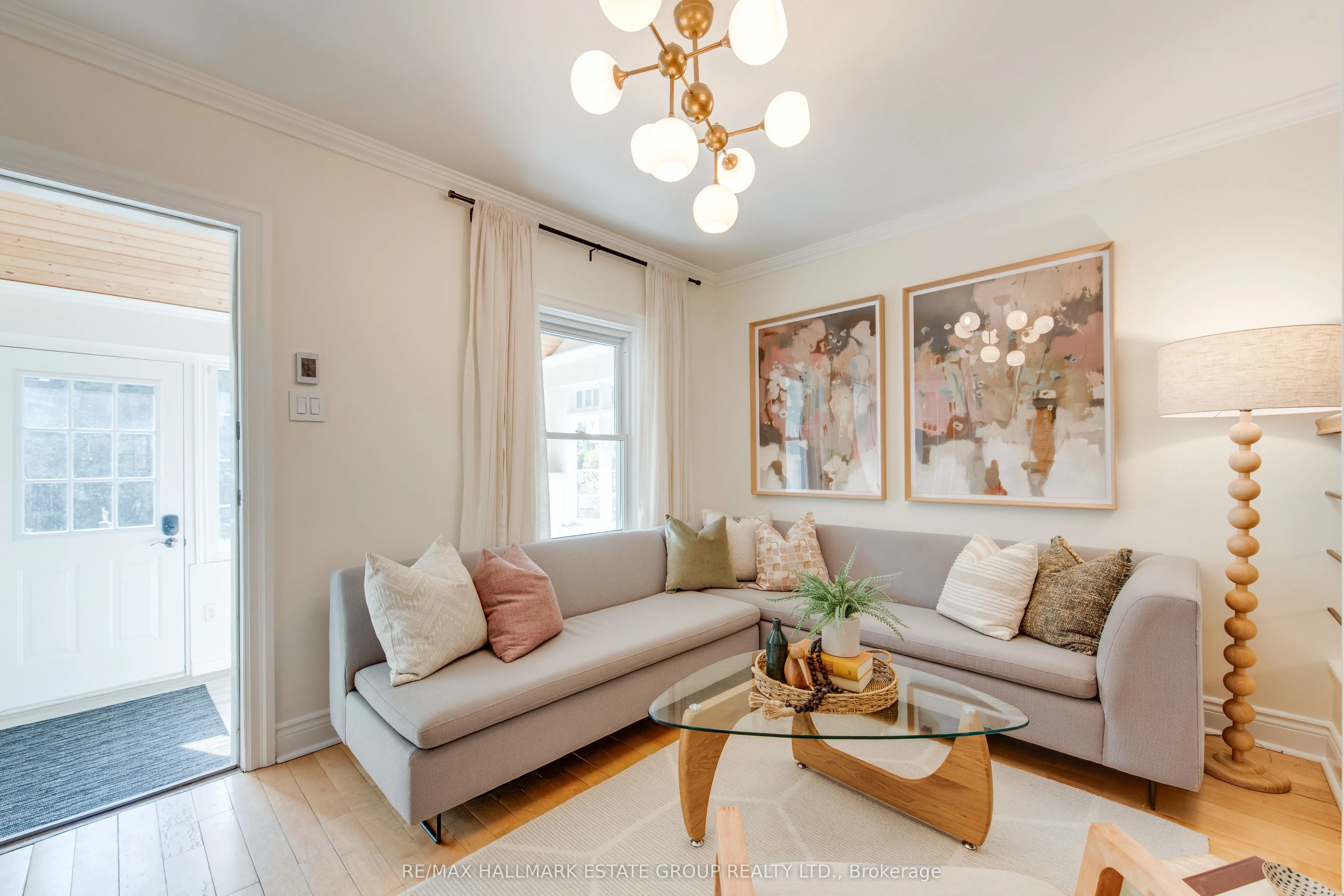 245 Kenilworth Avenue