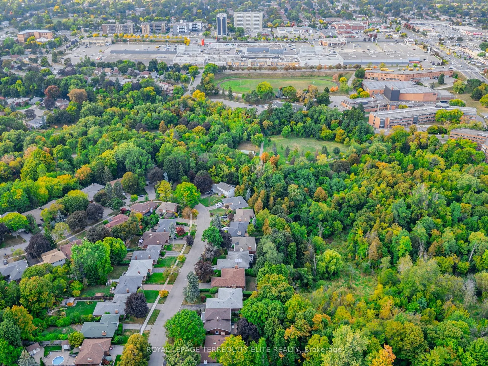 52 Landfair Crescent