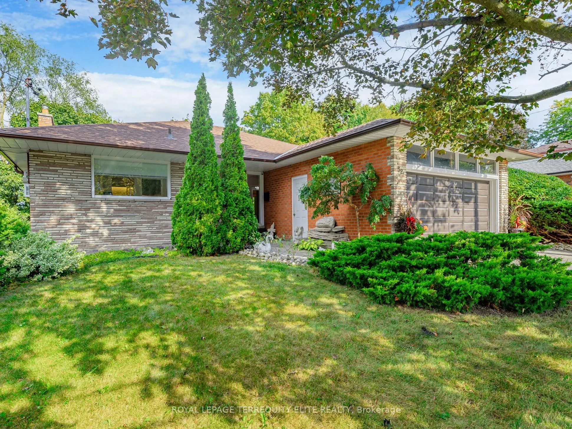 52 Landfair Crescent