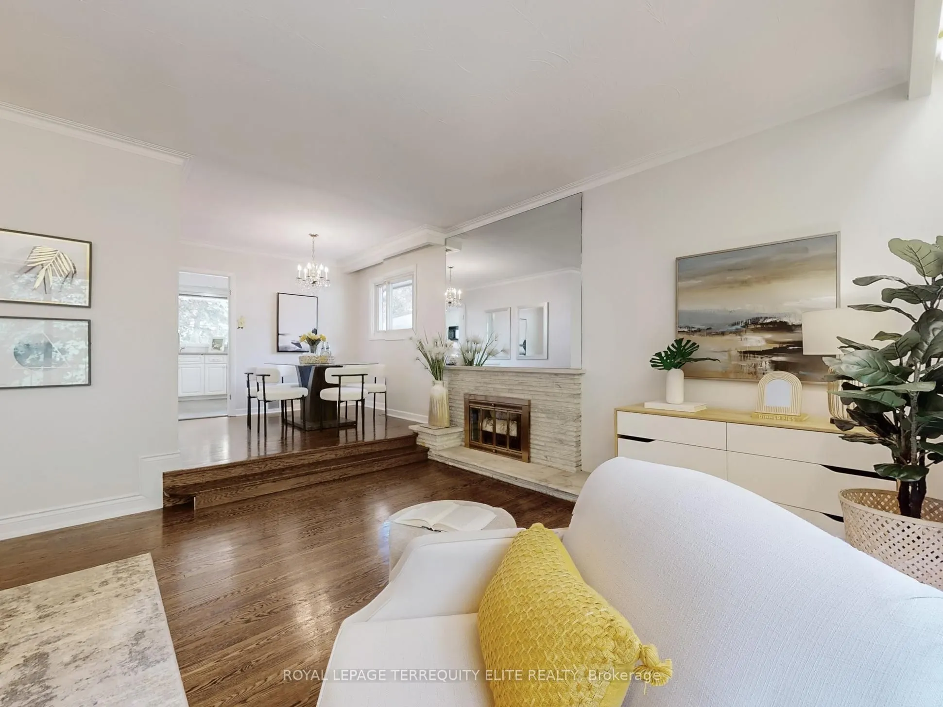 52 Landfair Crescent