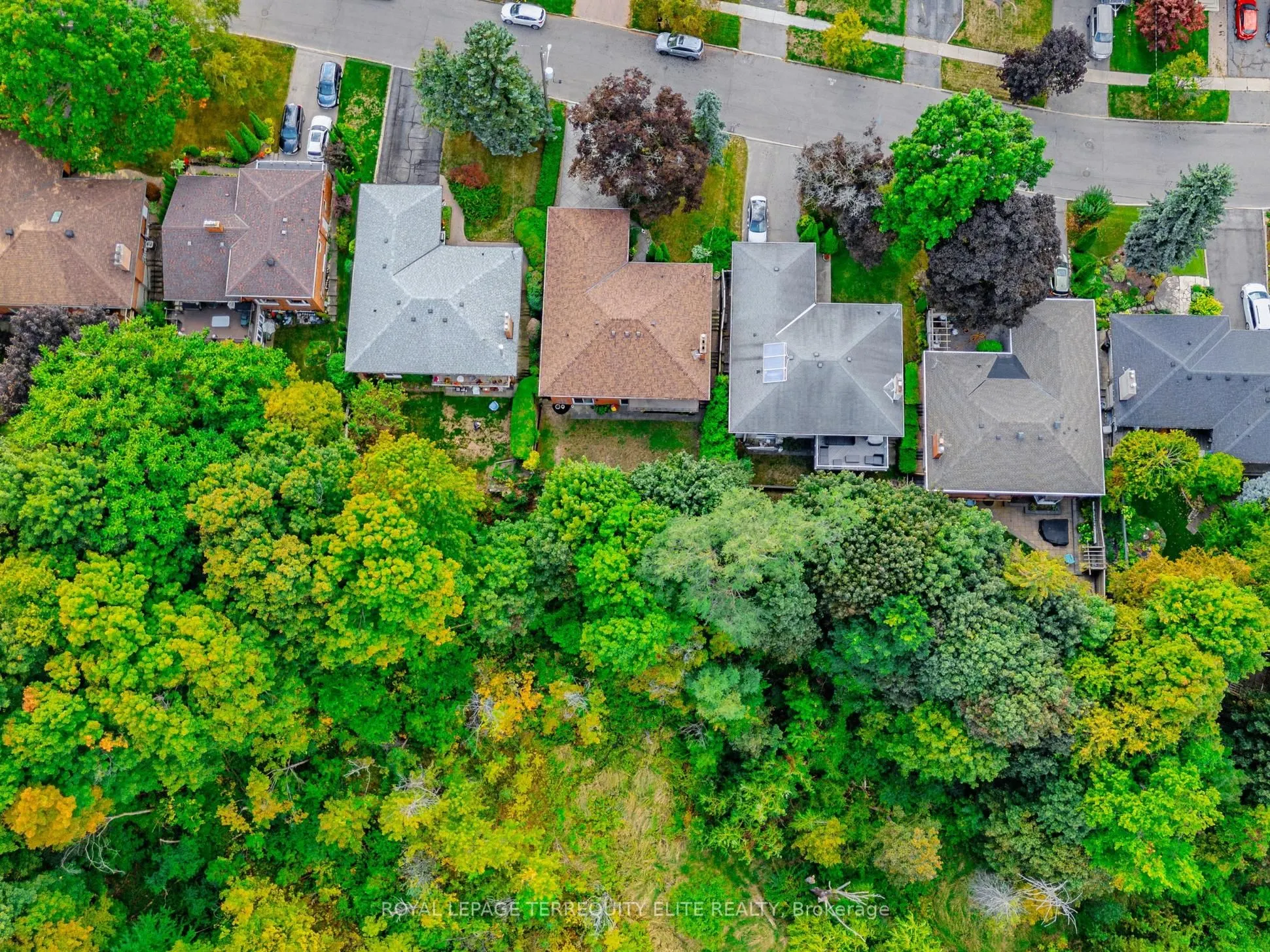 52 Landfair Crescent