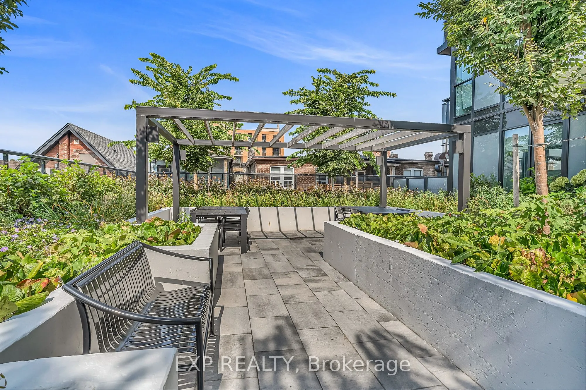 286 Main Street, #1604