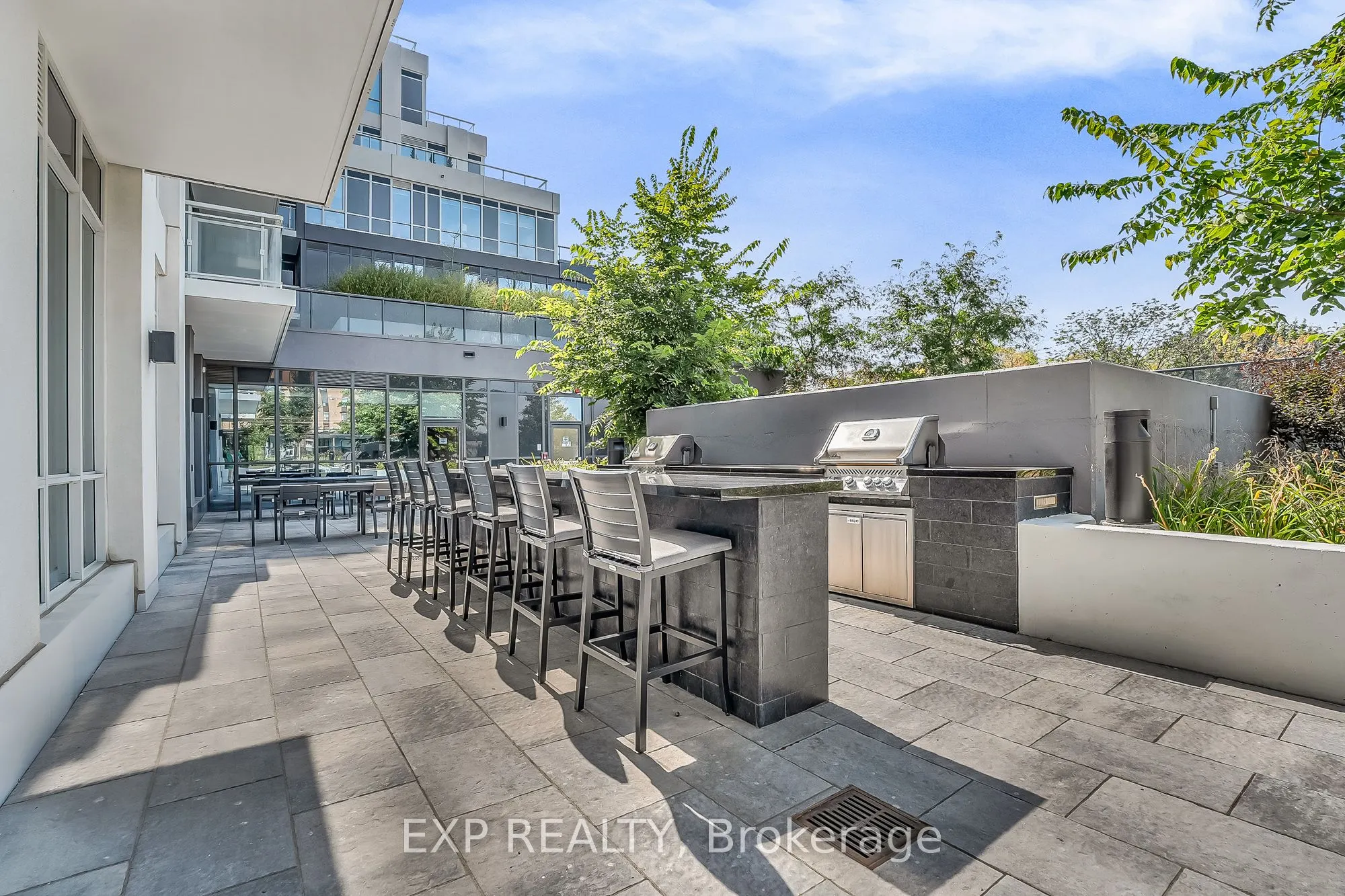 286 Main Street, #1604