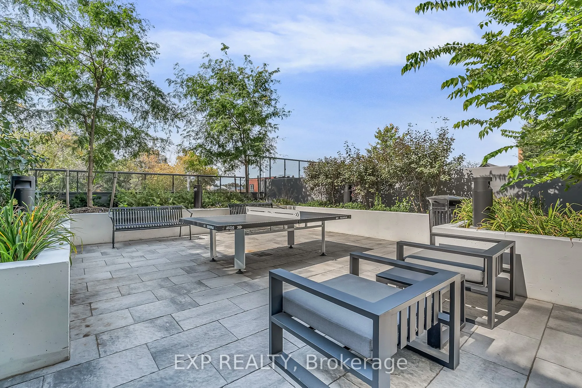 286 Main Street, #1604