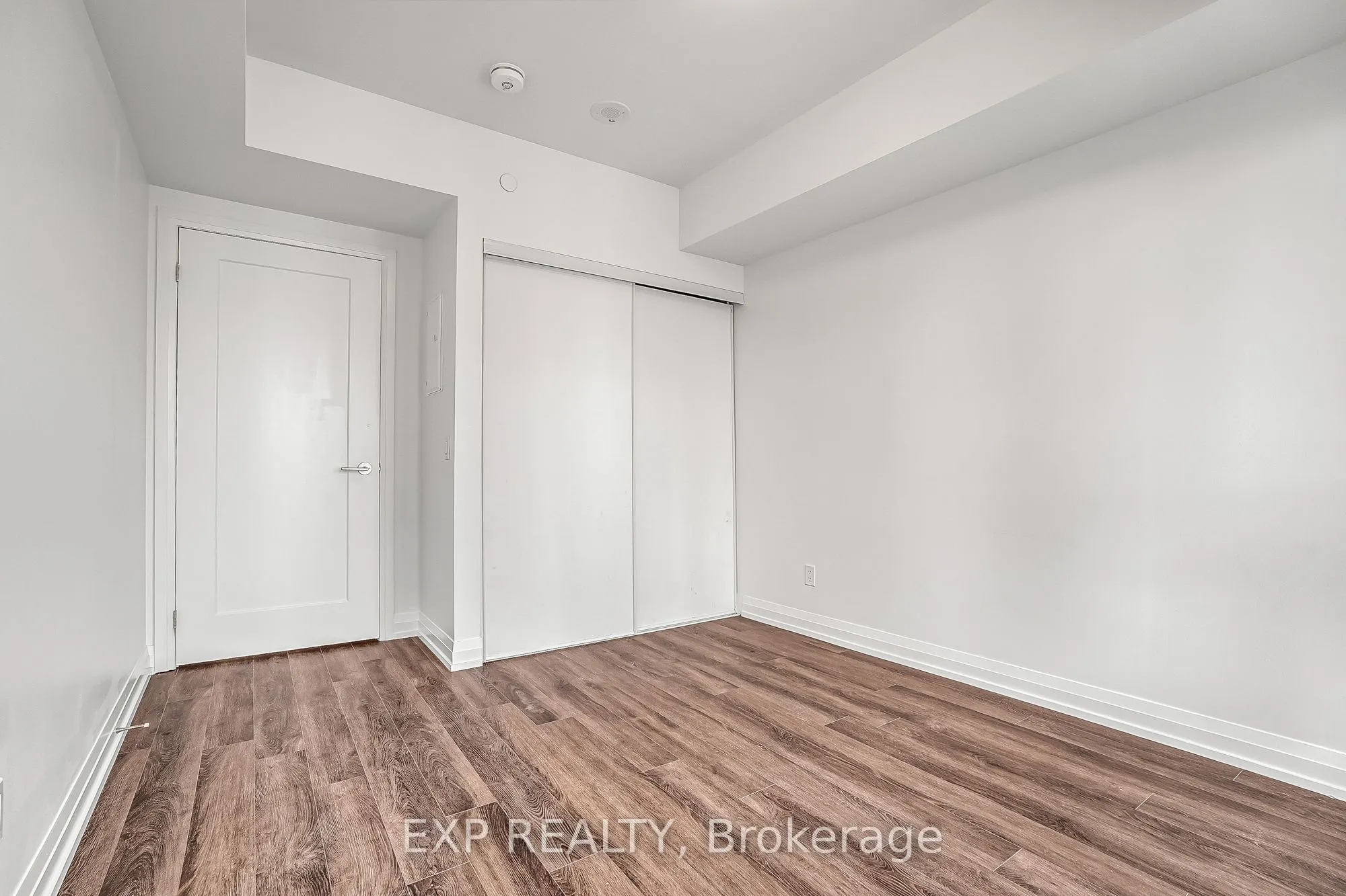286 Main Street, #1604